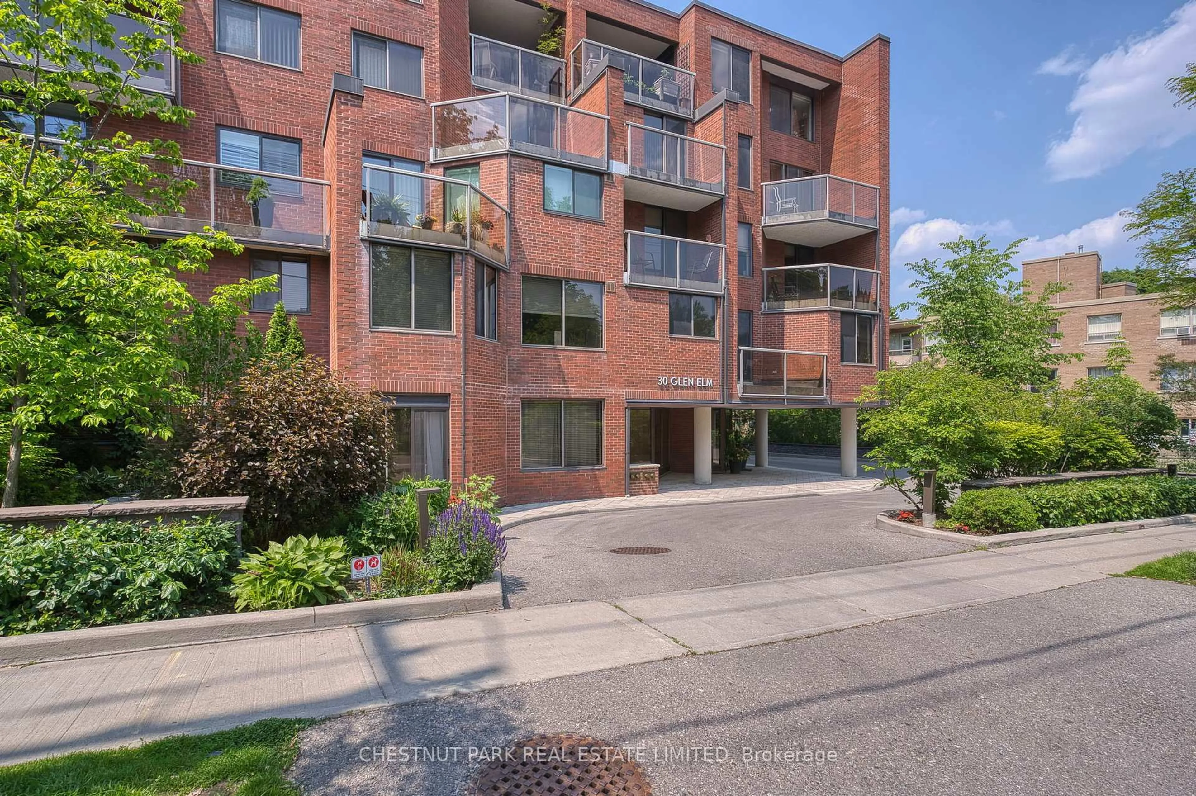 Unknown for 30 Glen Elm Ave #301, Toronto Ontario M4T 1T7
