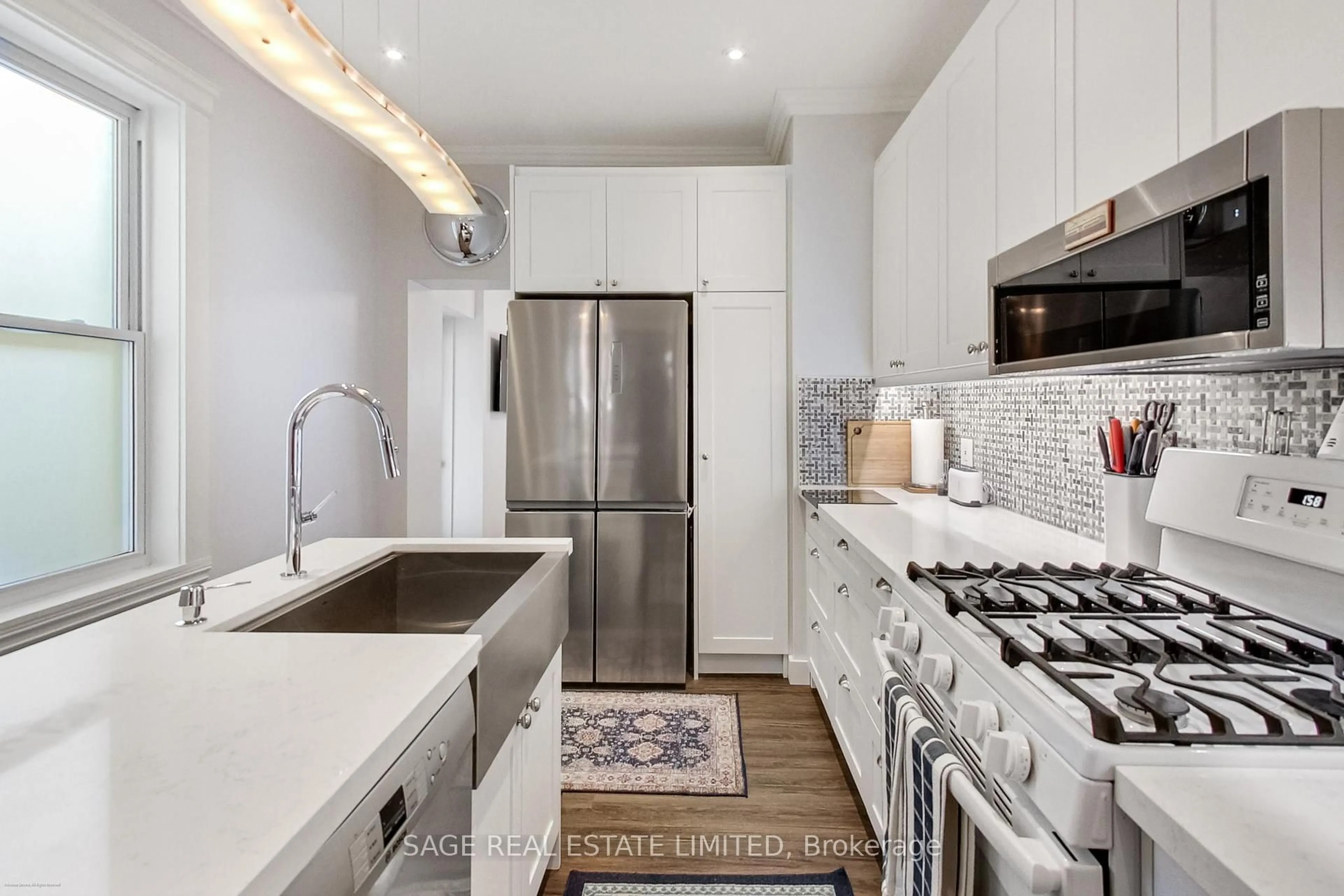 Unknown for 272 Sterling Rd, Toronto Ontario M6R 2B9