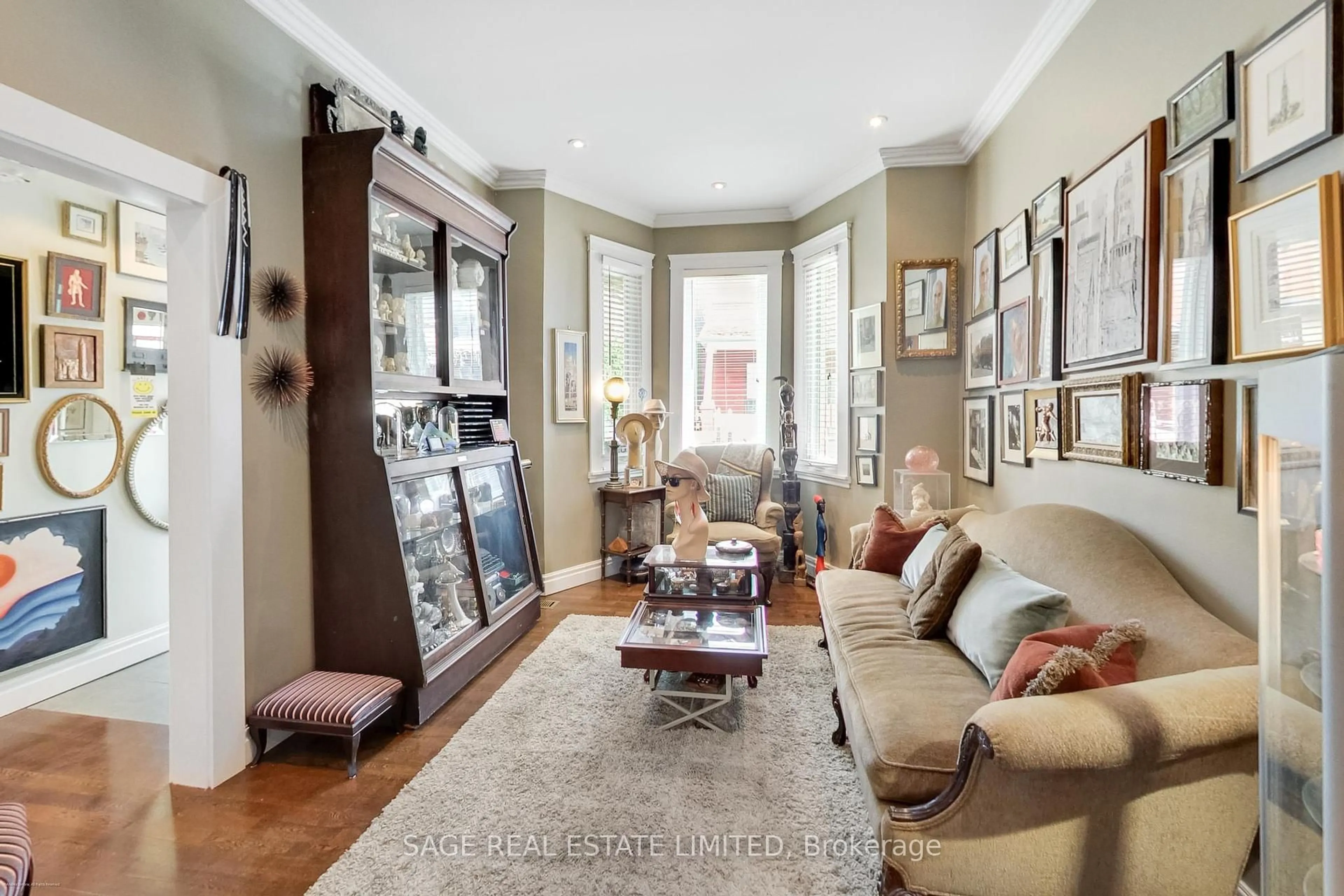 Living room with furniture, unknown for 272 Sterling Rd, Toronto Ontario M6R 2B9