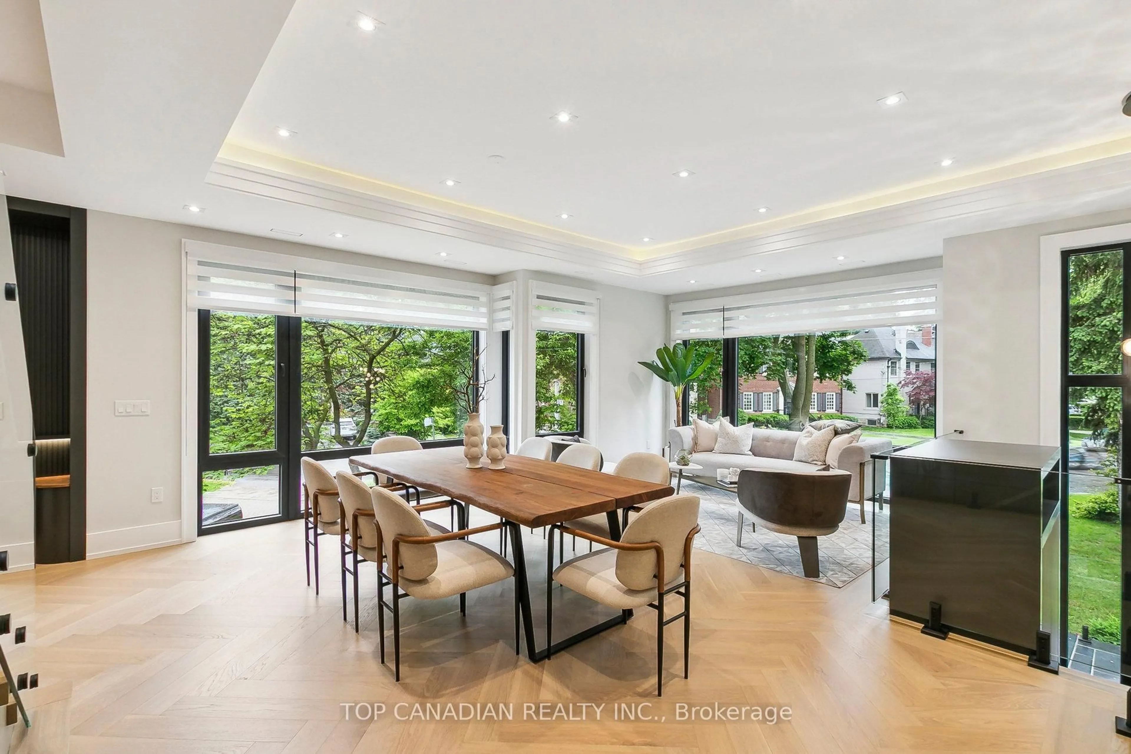 Dining room, unknown for 12 OTTER Cres, Toronto Ontario M5N 2W2