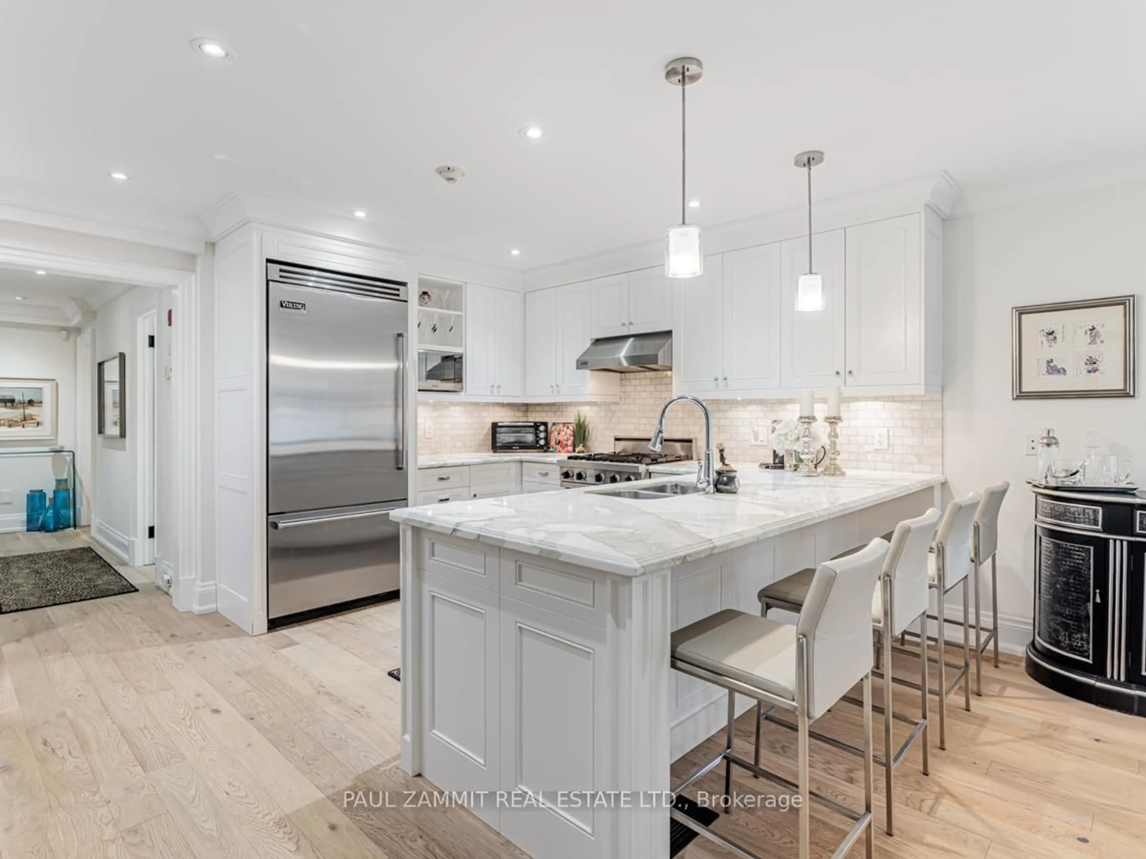 Open concept kitchen, unknown for 317 Lonsdale Rd #1B, Toronto Ontario M4V 1X3