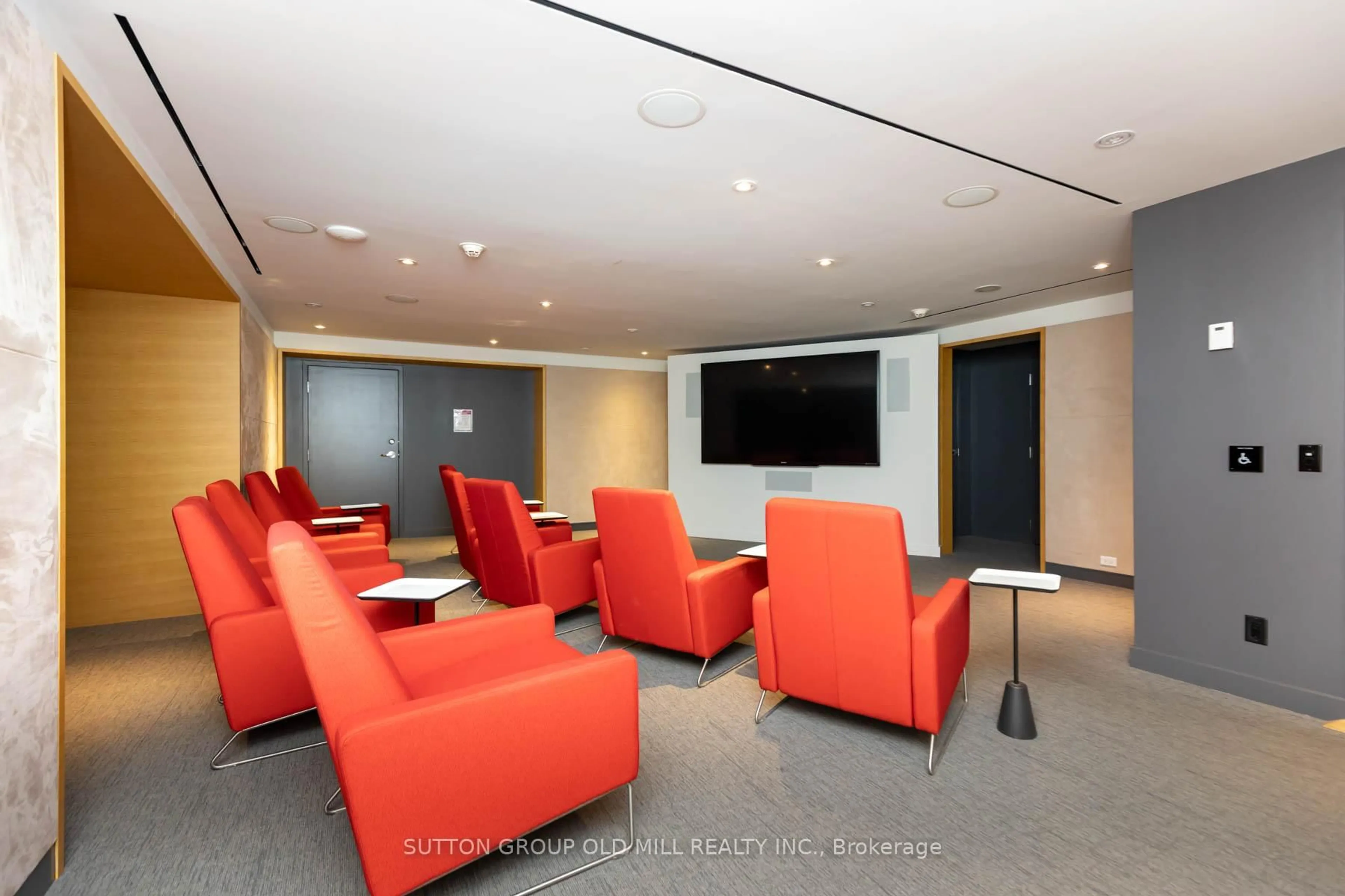 Home theater for 38 Avenue Rd #700, Toronto Ontario M5R 2G2