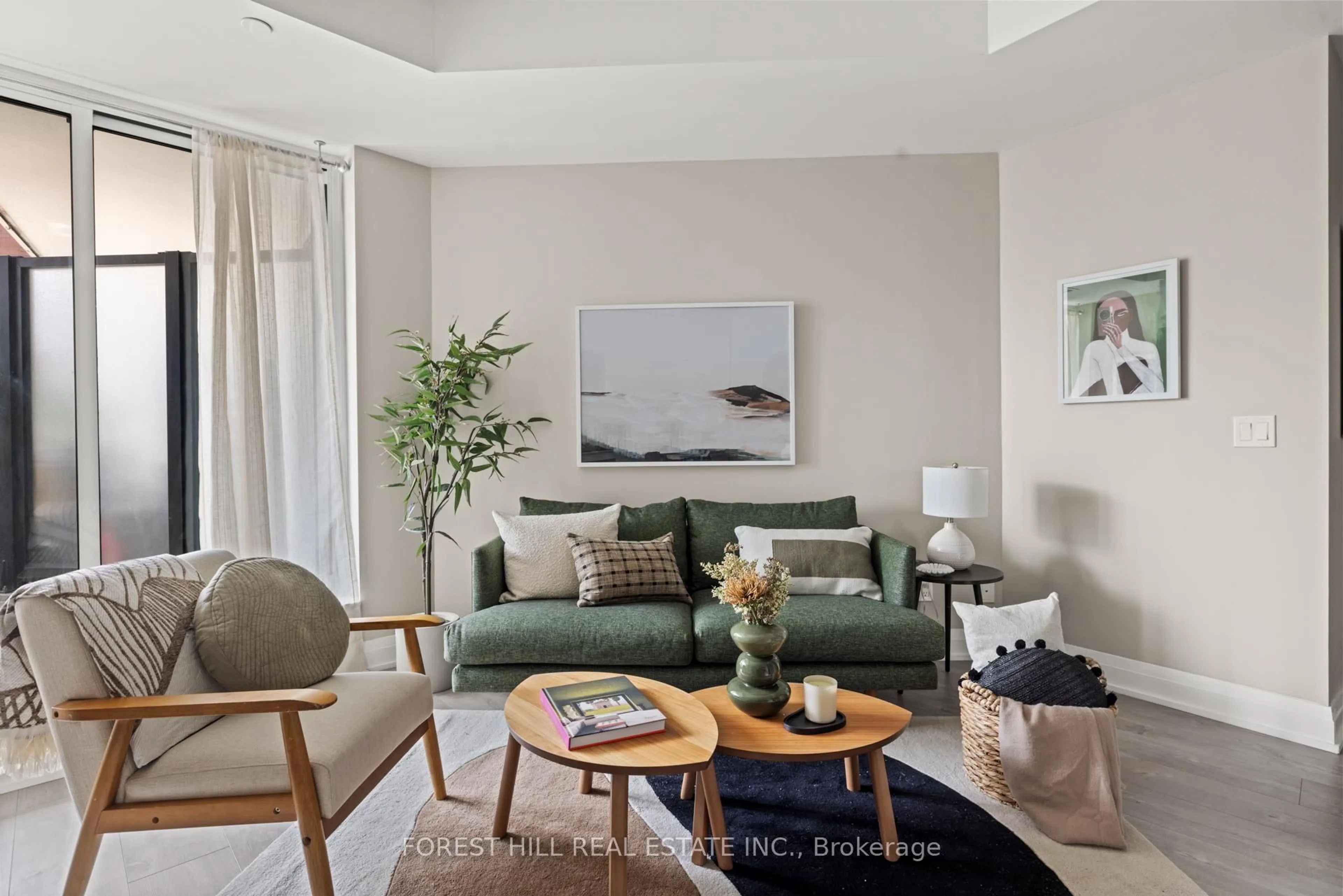 Living room with furniture, unknown for 1 Belsize Dr #218, Toronto Ontario M4S 0B9