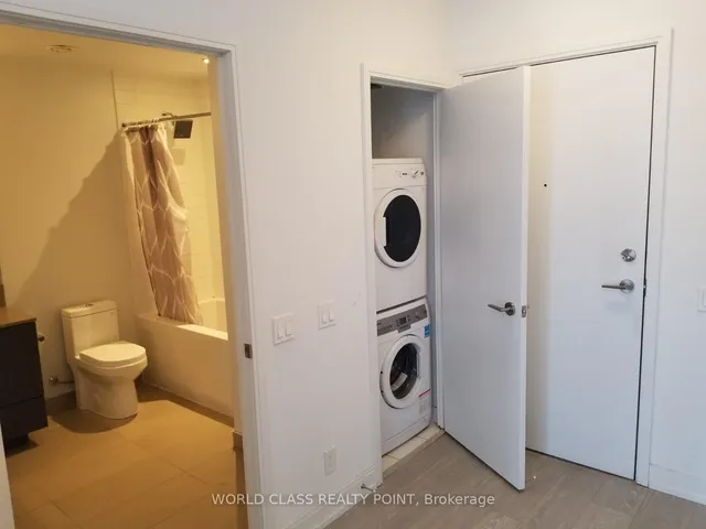 Additional property image - 181 Dundas St Unit 4702