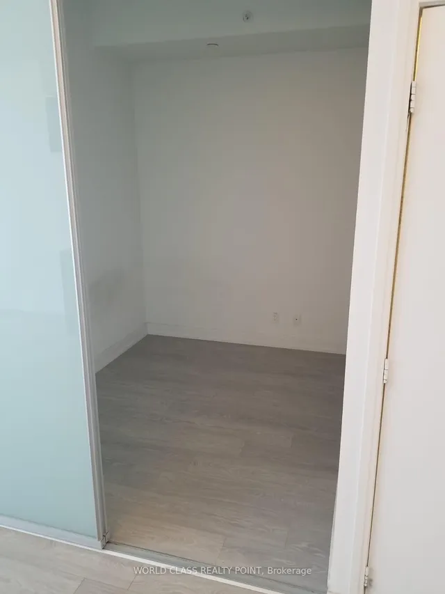 Additional property image - 181 Dundas St Unit 4702
