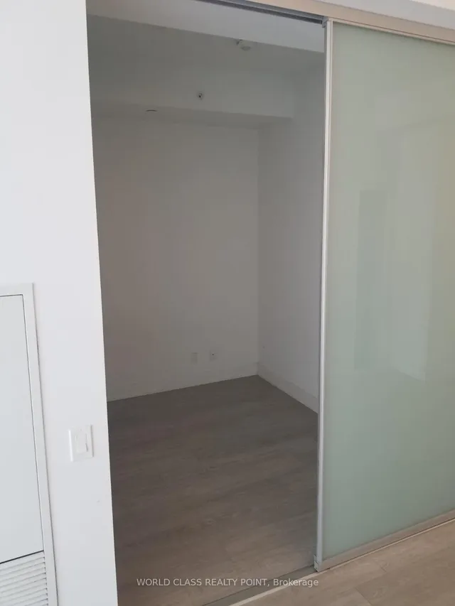 Additional property image - 181 Dundas St Unit 4702