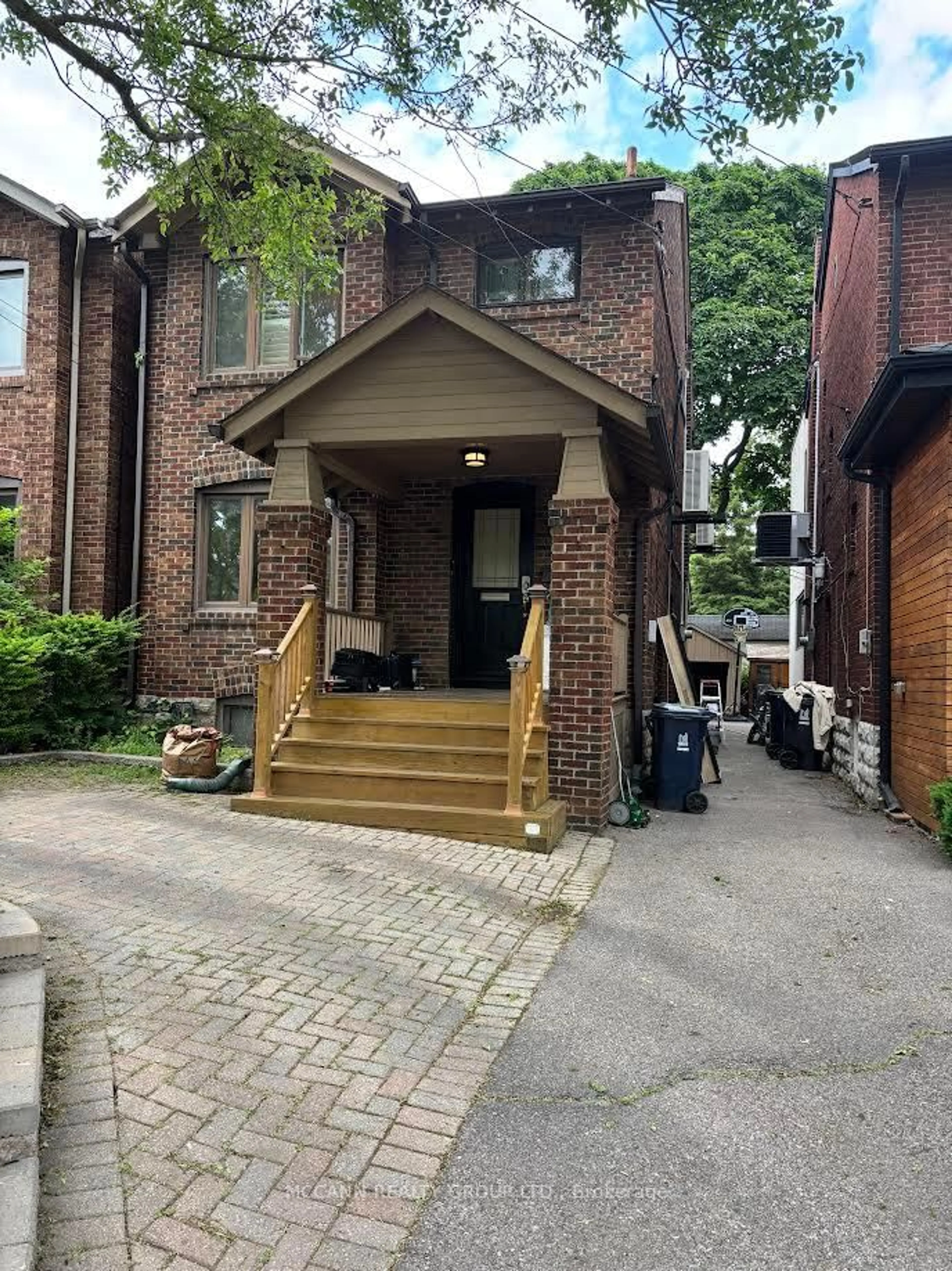 Home with brick exterior material, street for 92 Brookdale Ave, Toronto Ontario M5M 1P3