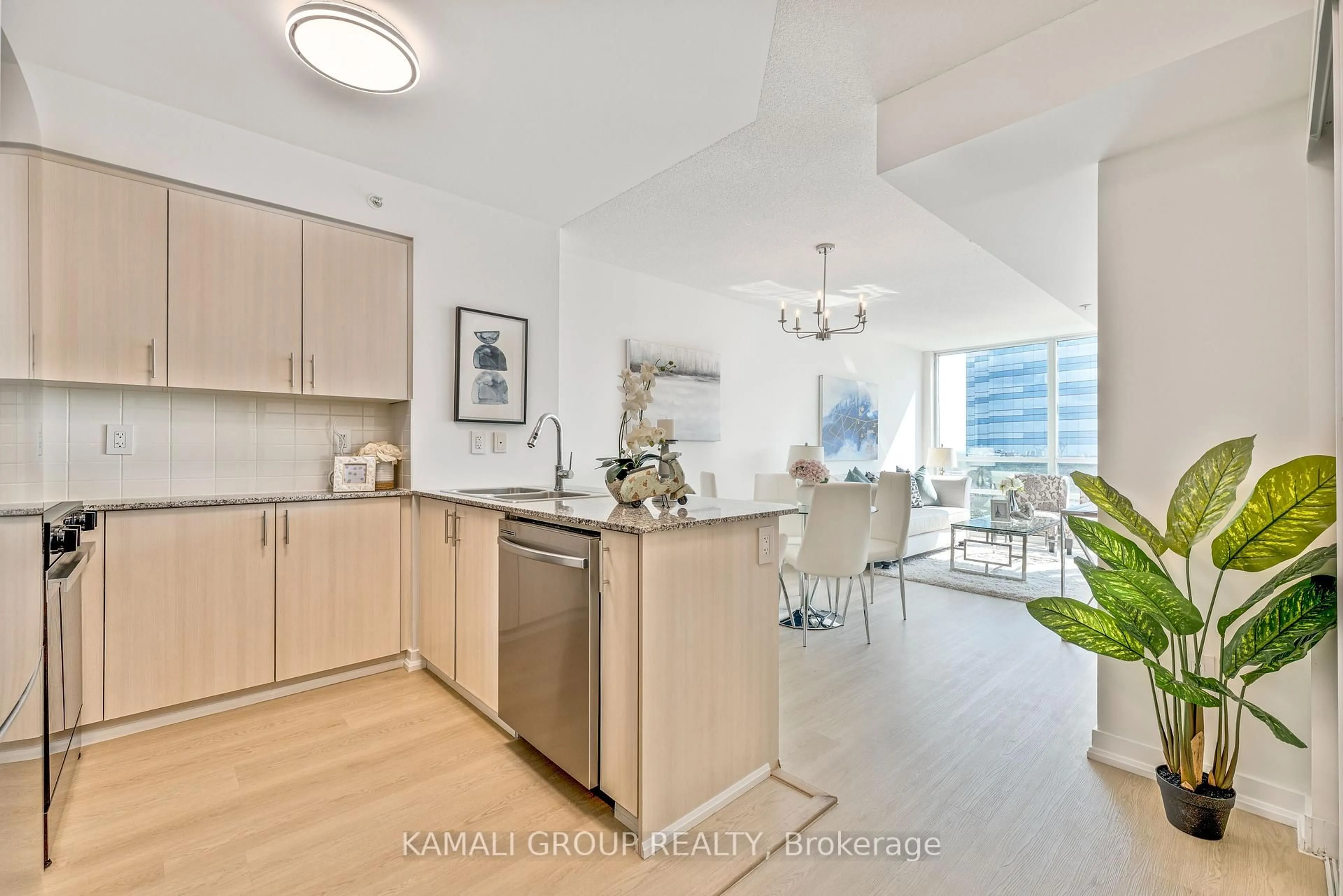 Open concept kitchen, unknown for 5740 Yonge St #1608, Toronto Ontario M2M 0B1