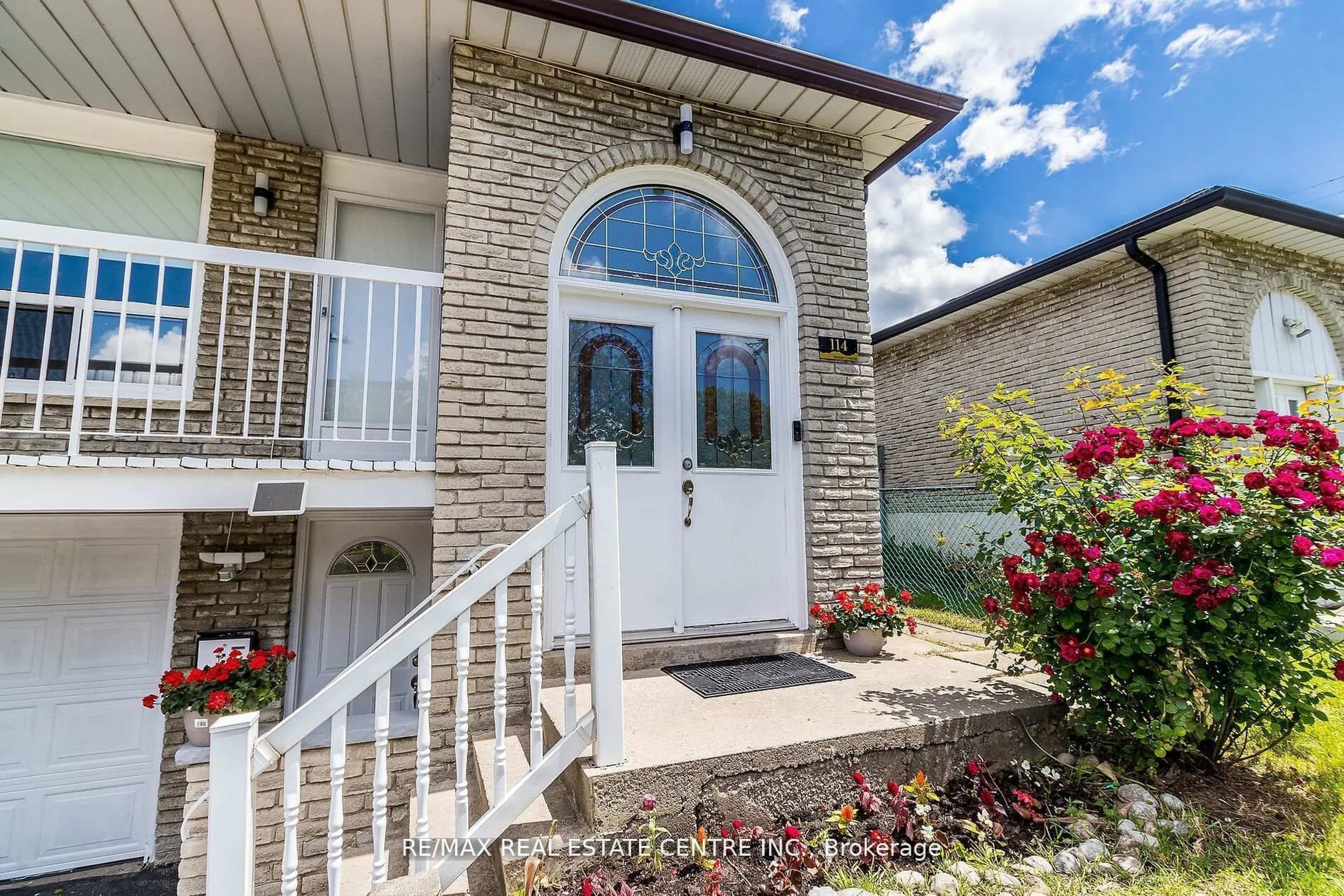 Unknown for 114 Sexton Cres, Toronto Ontario M2H 2L6