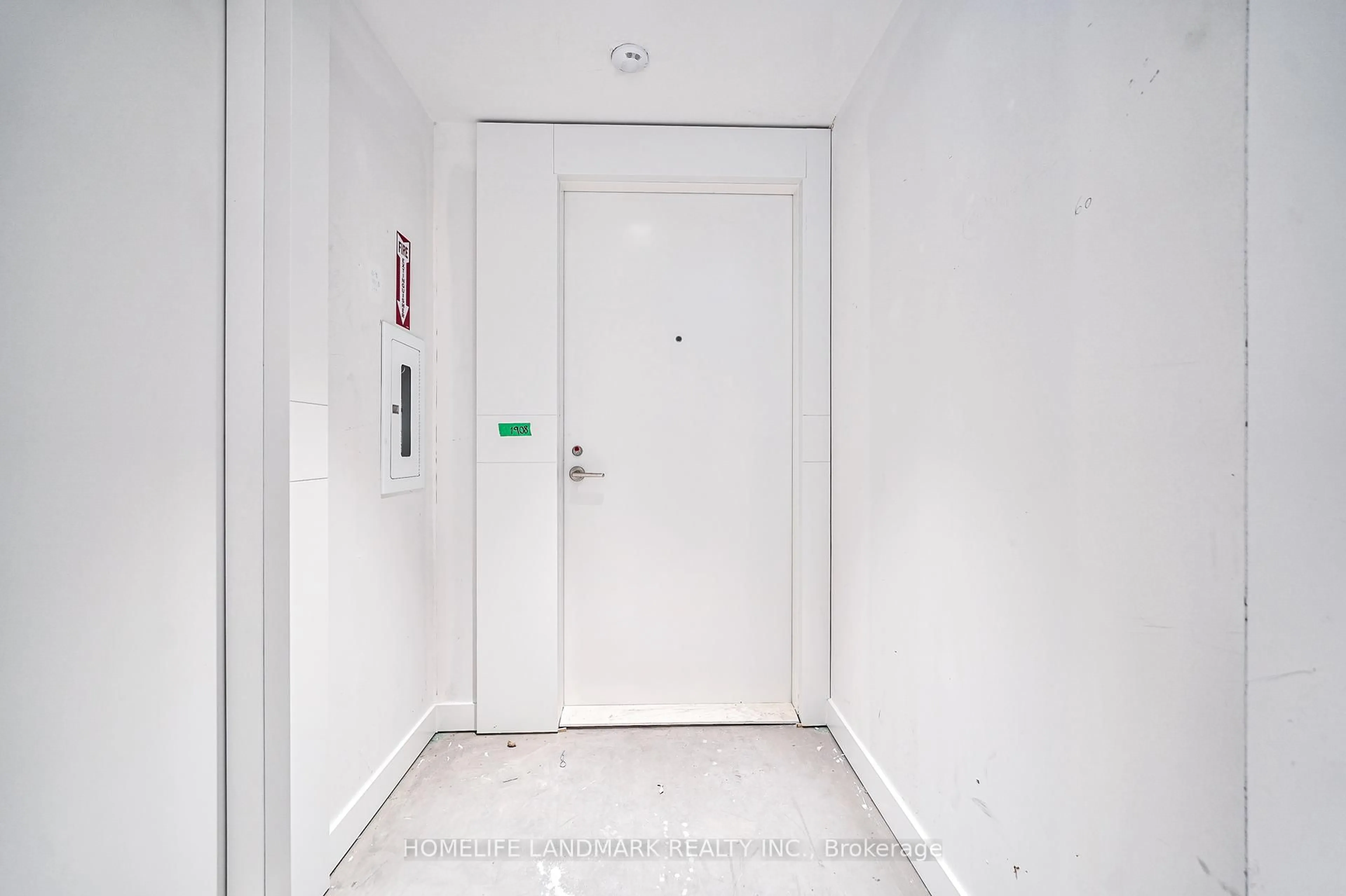 Indoor foyer for 238 Simcoe St #1908, Toronto Ontario M5T 0E2
