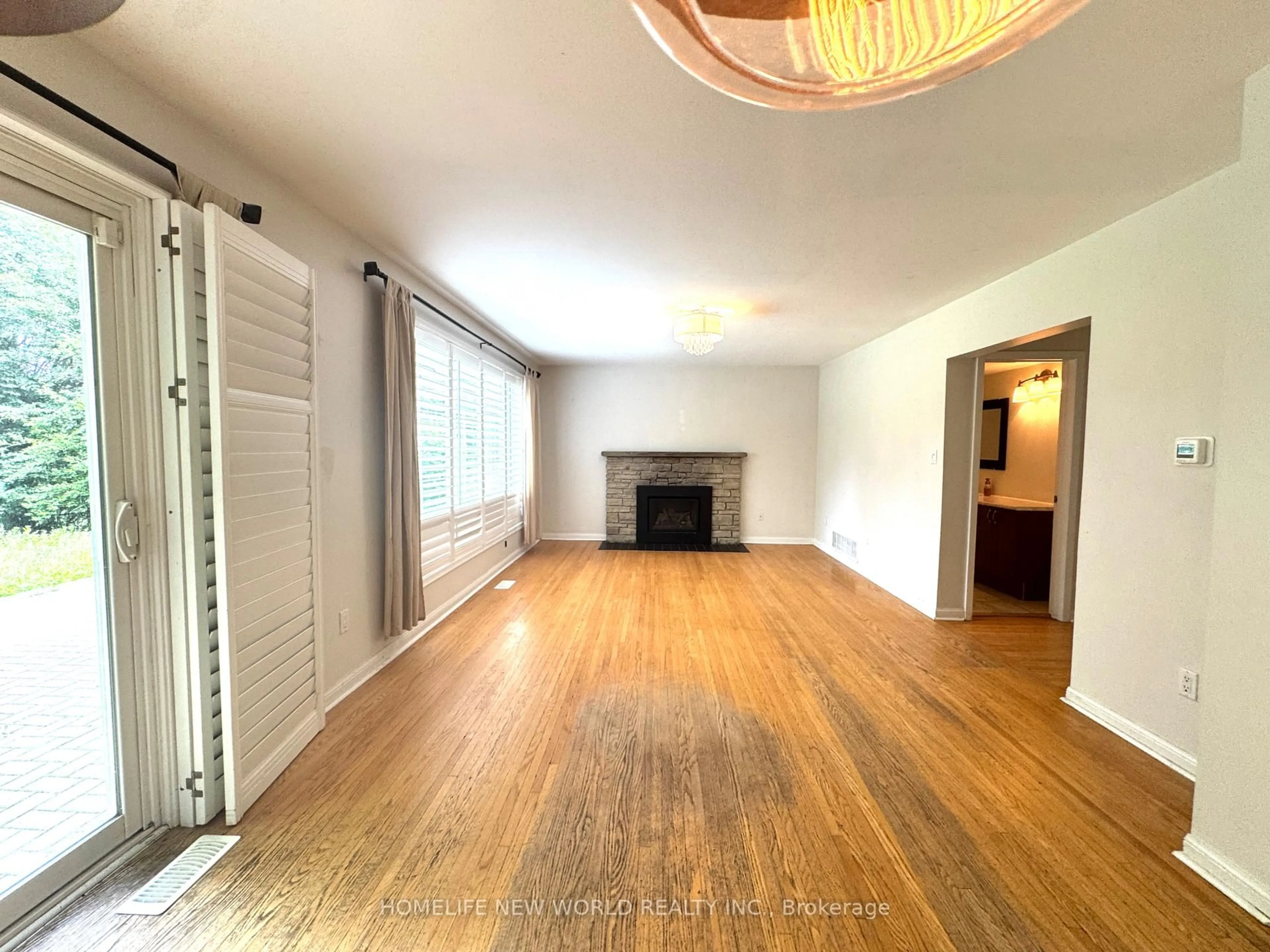 A pic of a room for 34 Davean Dr, Toronto Ontario M2L 2R7