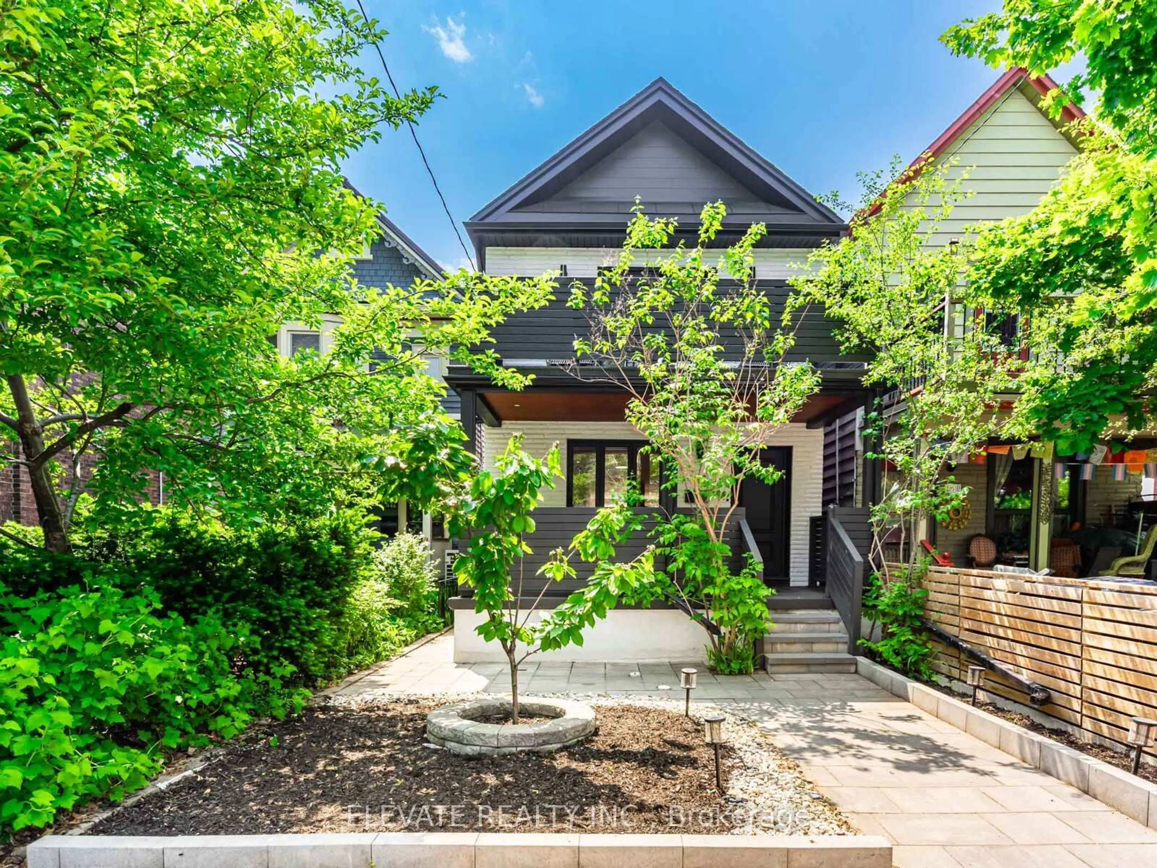 Home with brick exterior material, street for 448 Montrose Ave, Toronto Ontario M6G 3H1