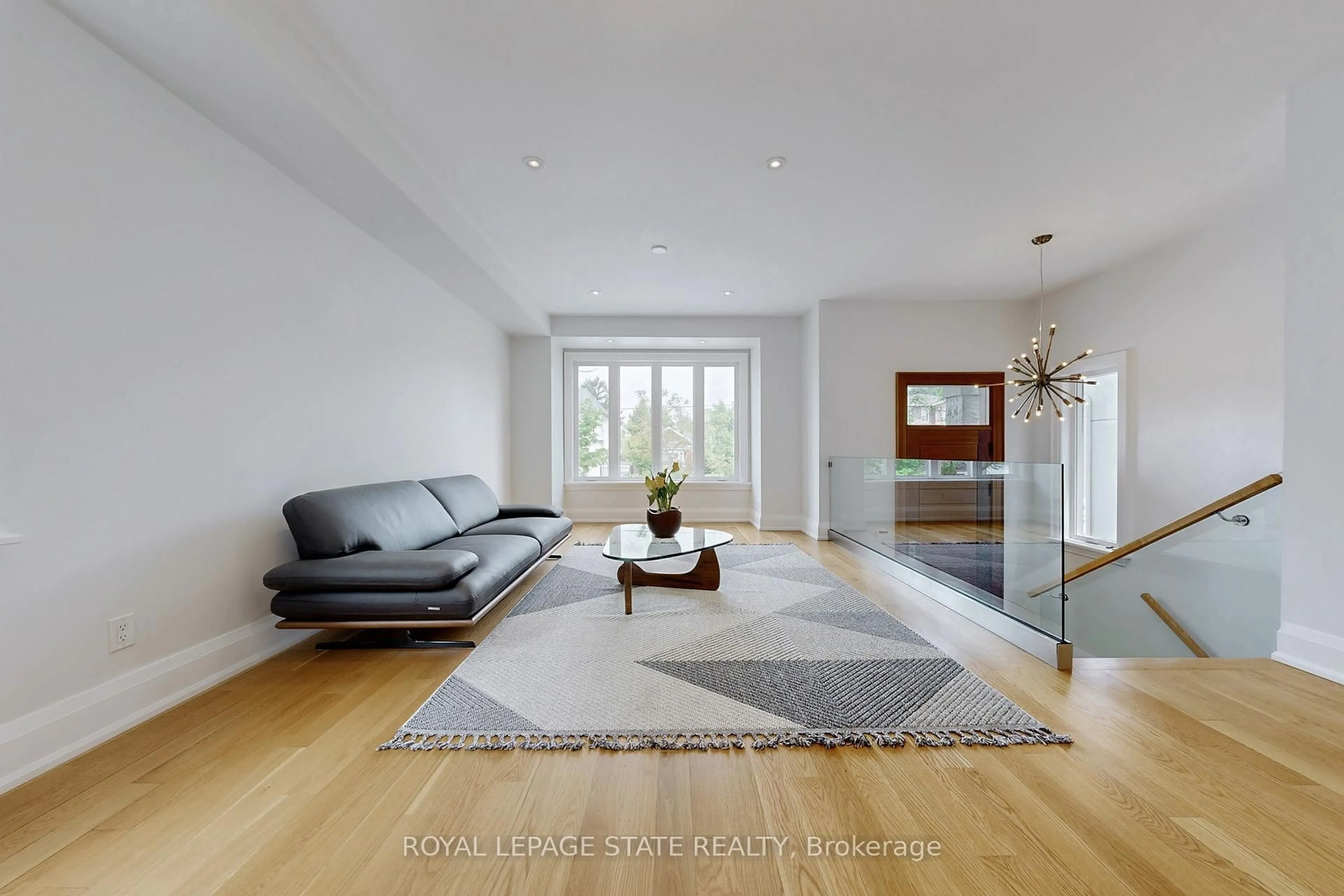 Living room with furniture, unknown for 743 Glencairn Ave, Toronto Ontario M6B 1Z9