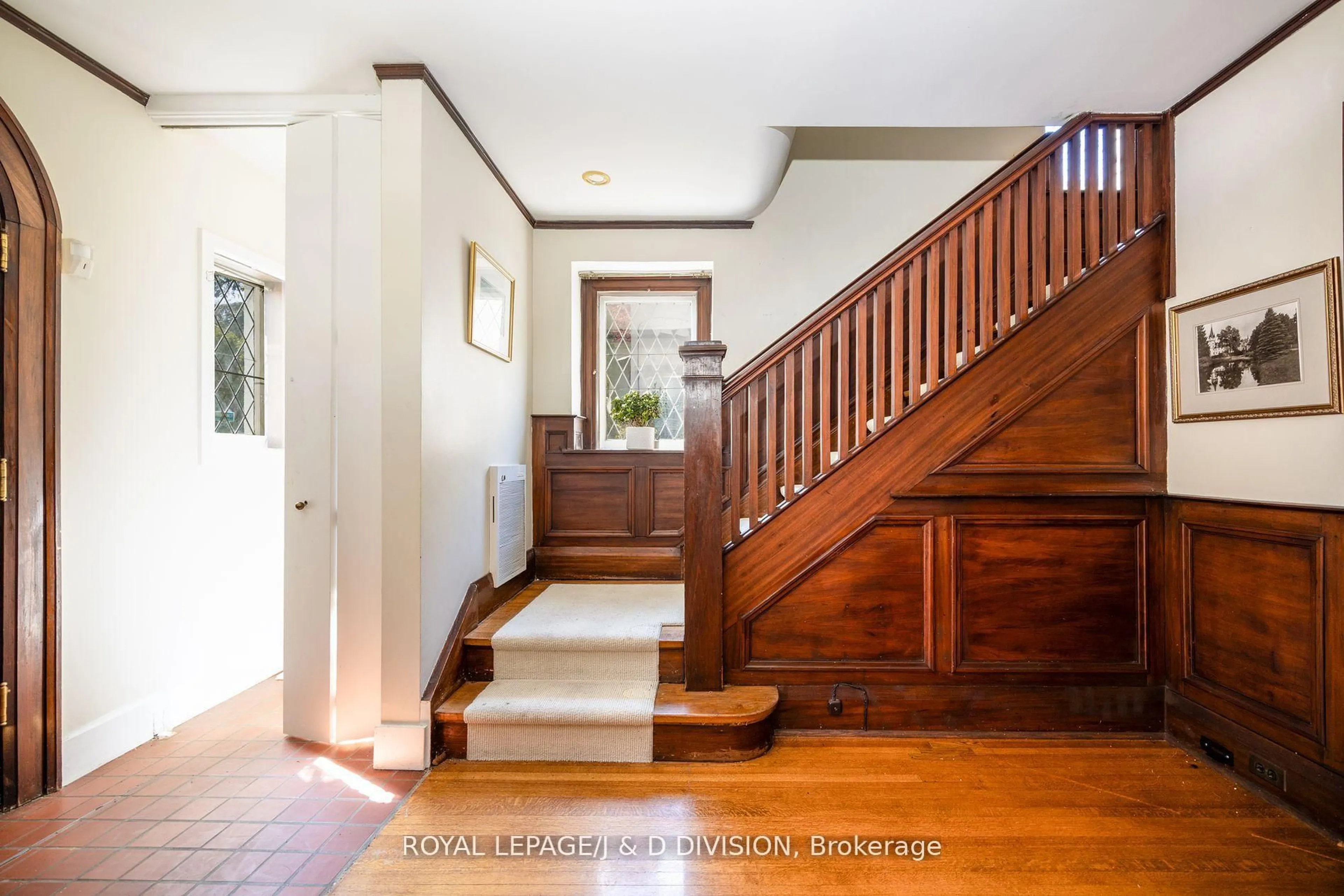 Indoor foyer for 241 Forest Hill Rd, Toronto Ontario M5P 2N3