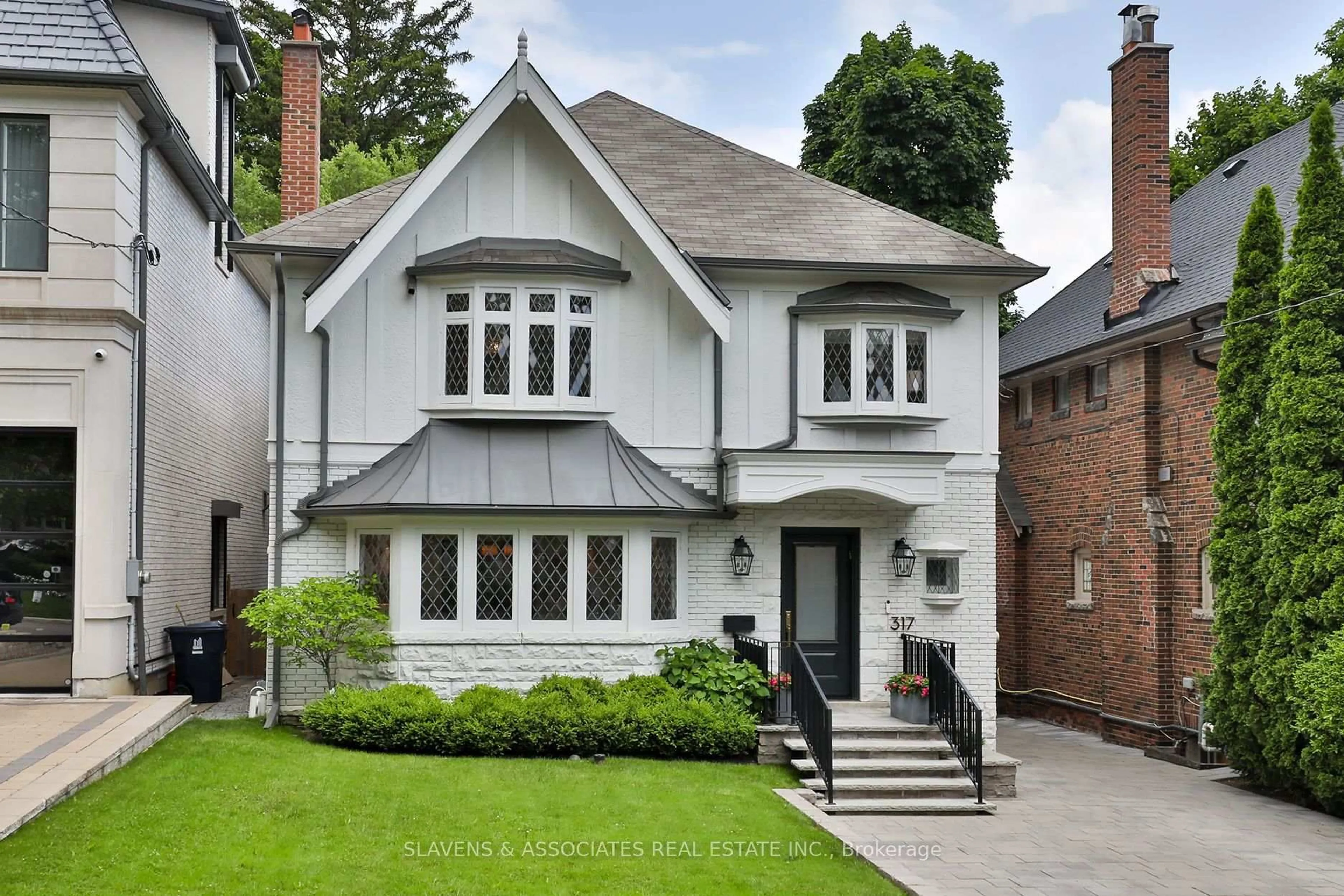 Home with brick exterior material, street for 317 Richview Ave, Toronto Ontario M5P 3G4