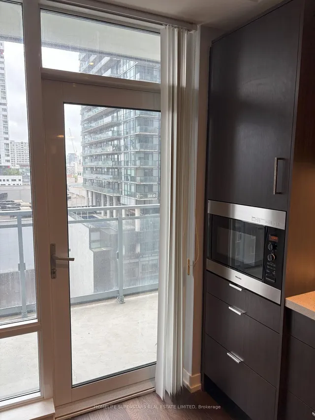 Additional property image - 21 Widmer St Unit 1103