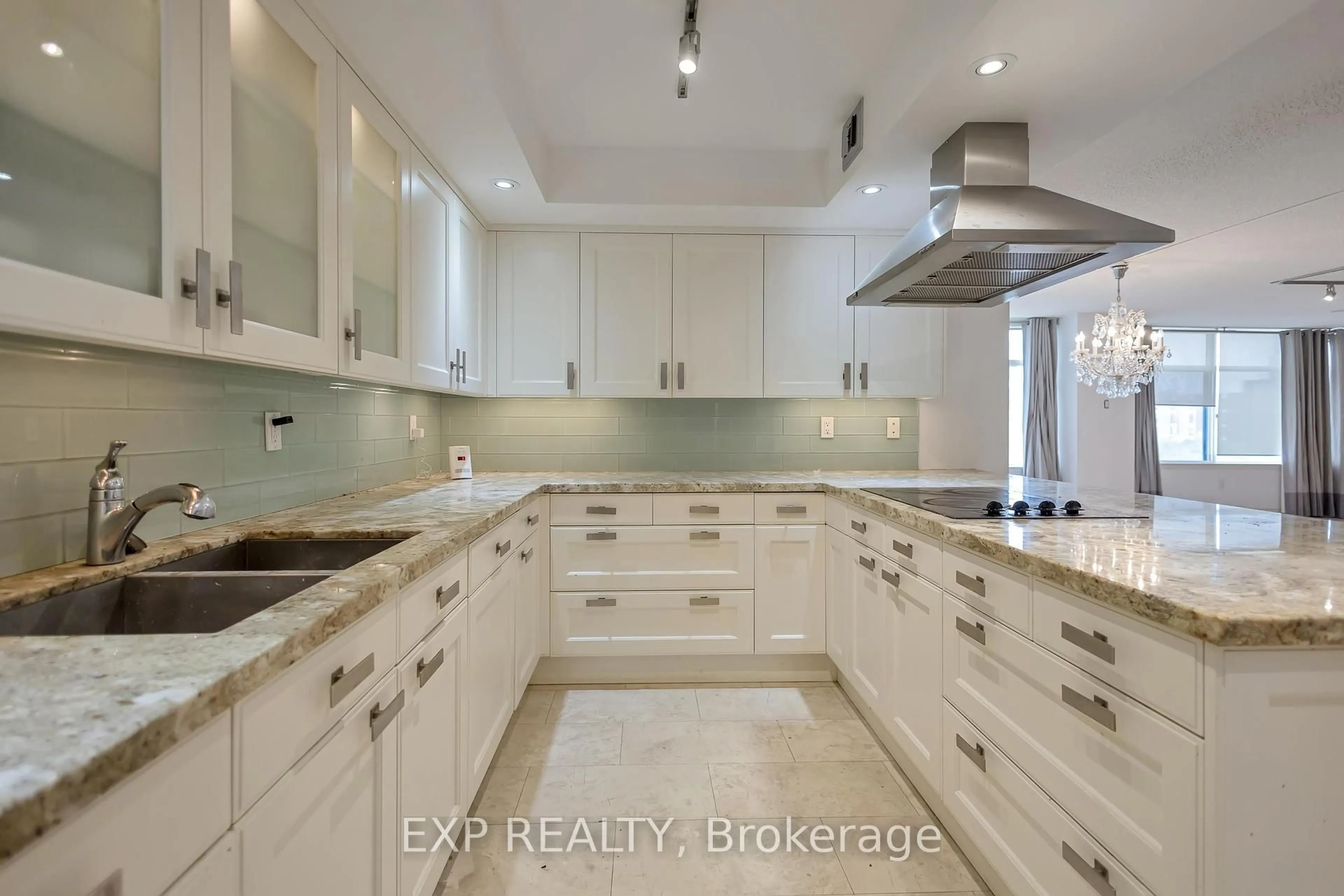 Contemporary kitchen, ceramic/tile floor for 900 Yonge St #601, Toronto Ontario M4W 3P5