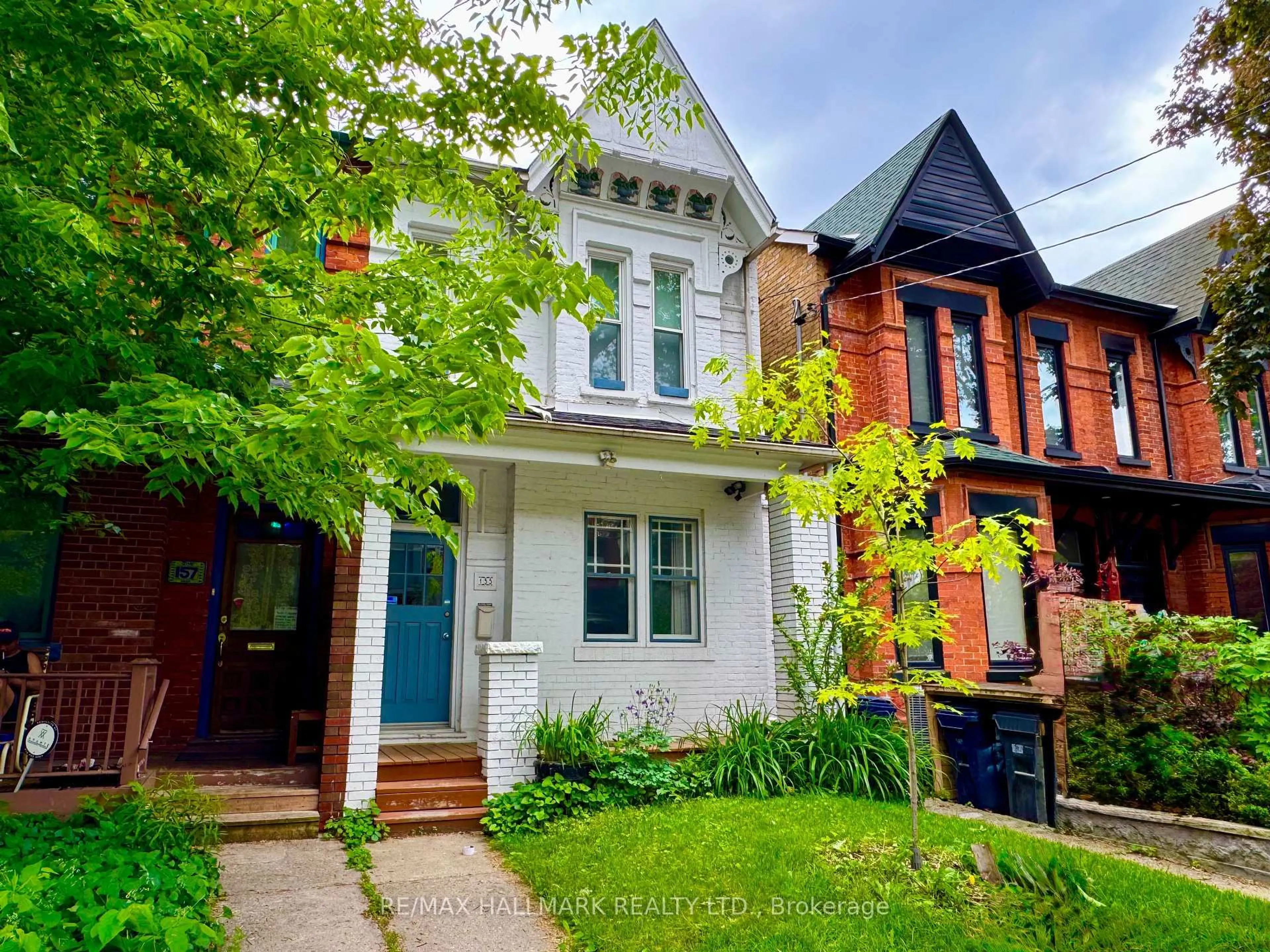 Home with brick exterior material, street for 155 Major St, Toronto Ontario M5S 2K9