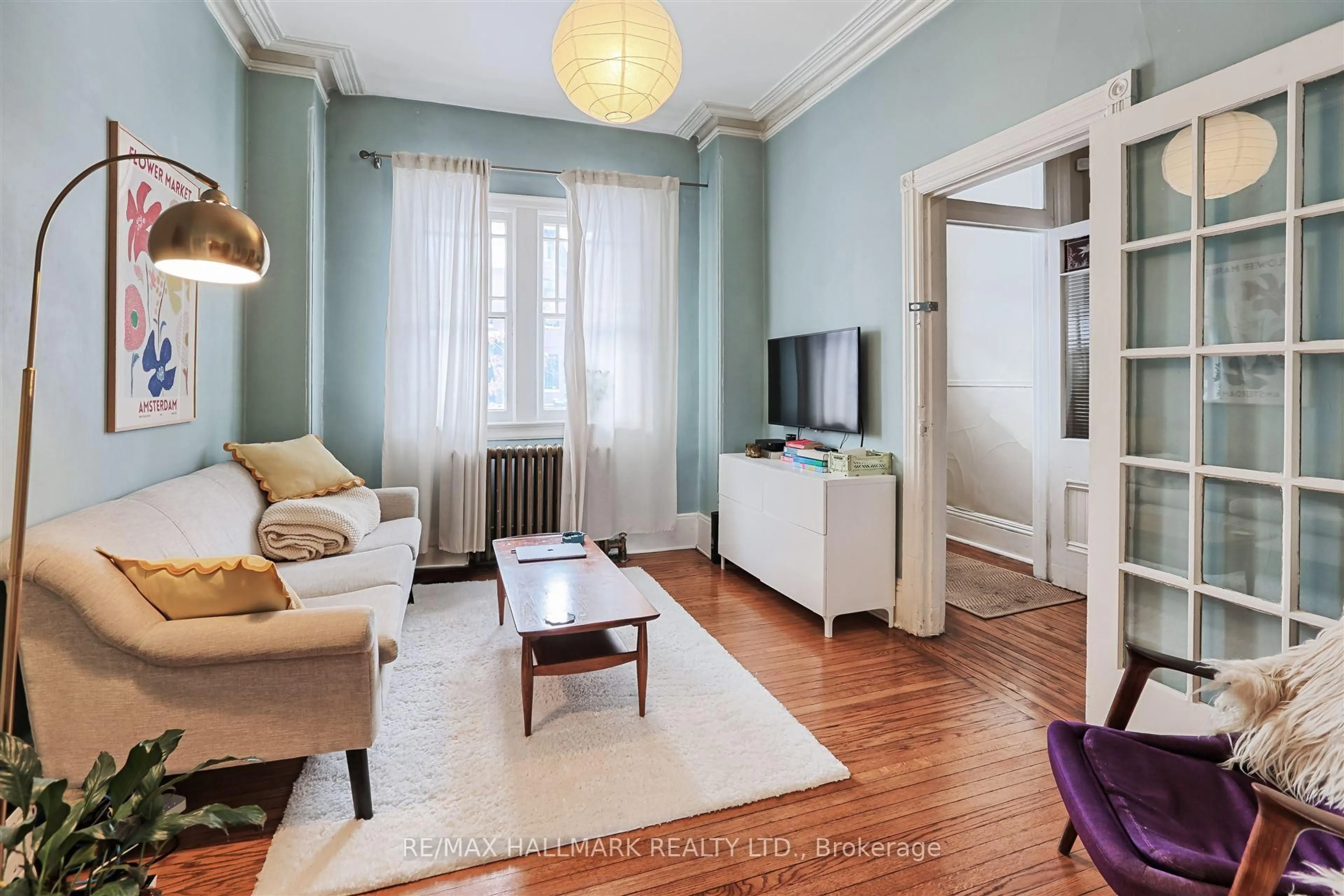 Living room with furniture, unknown for 155 Major St, Toronto Ontario M5S 2K9