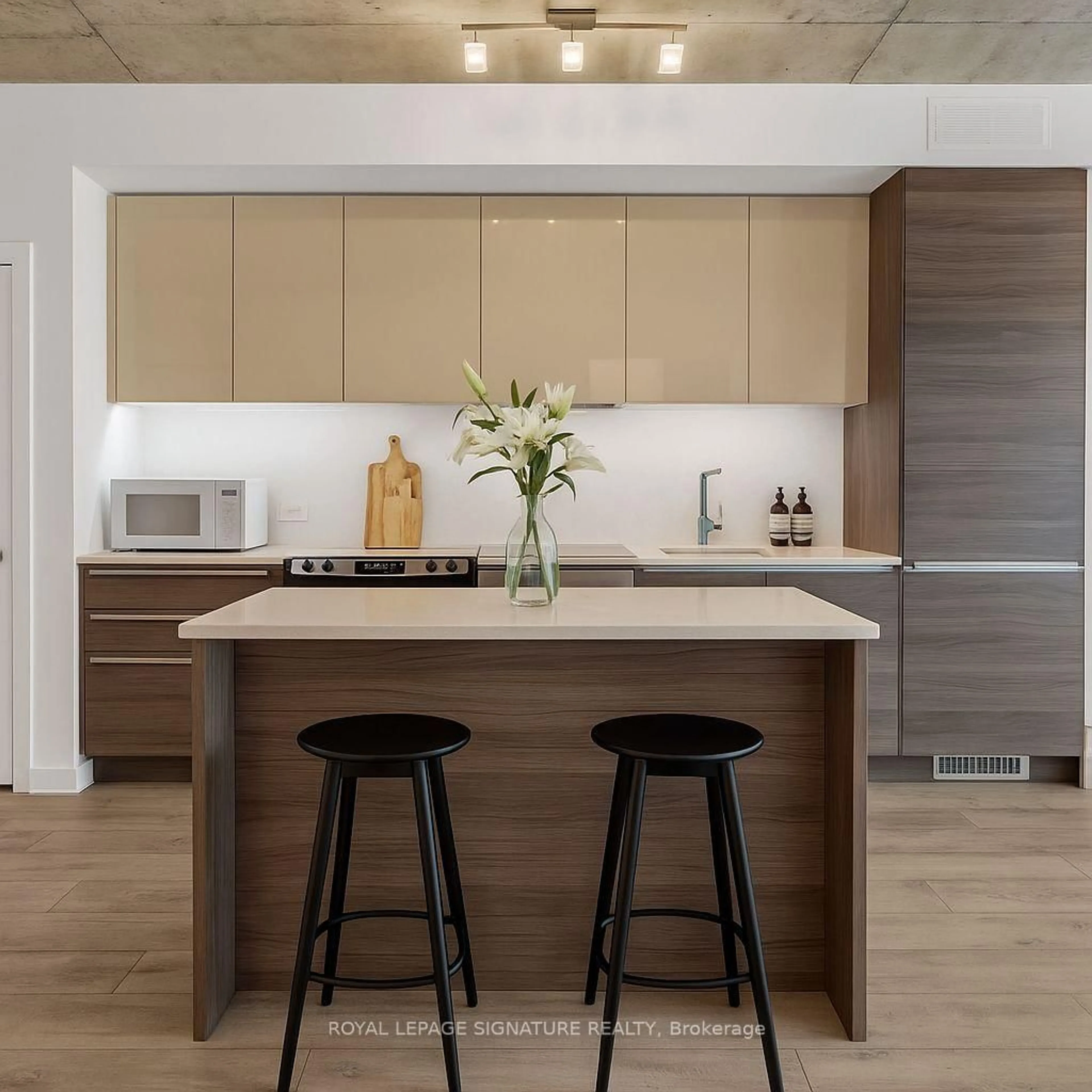 Contemporary kitchen, unknown for 8 Gladstone Ave #213, Toronto Ontario M6J 3K6