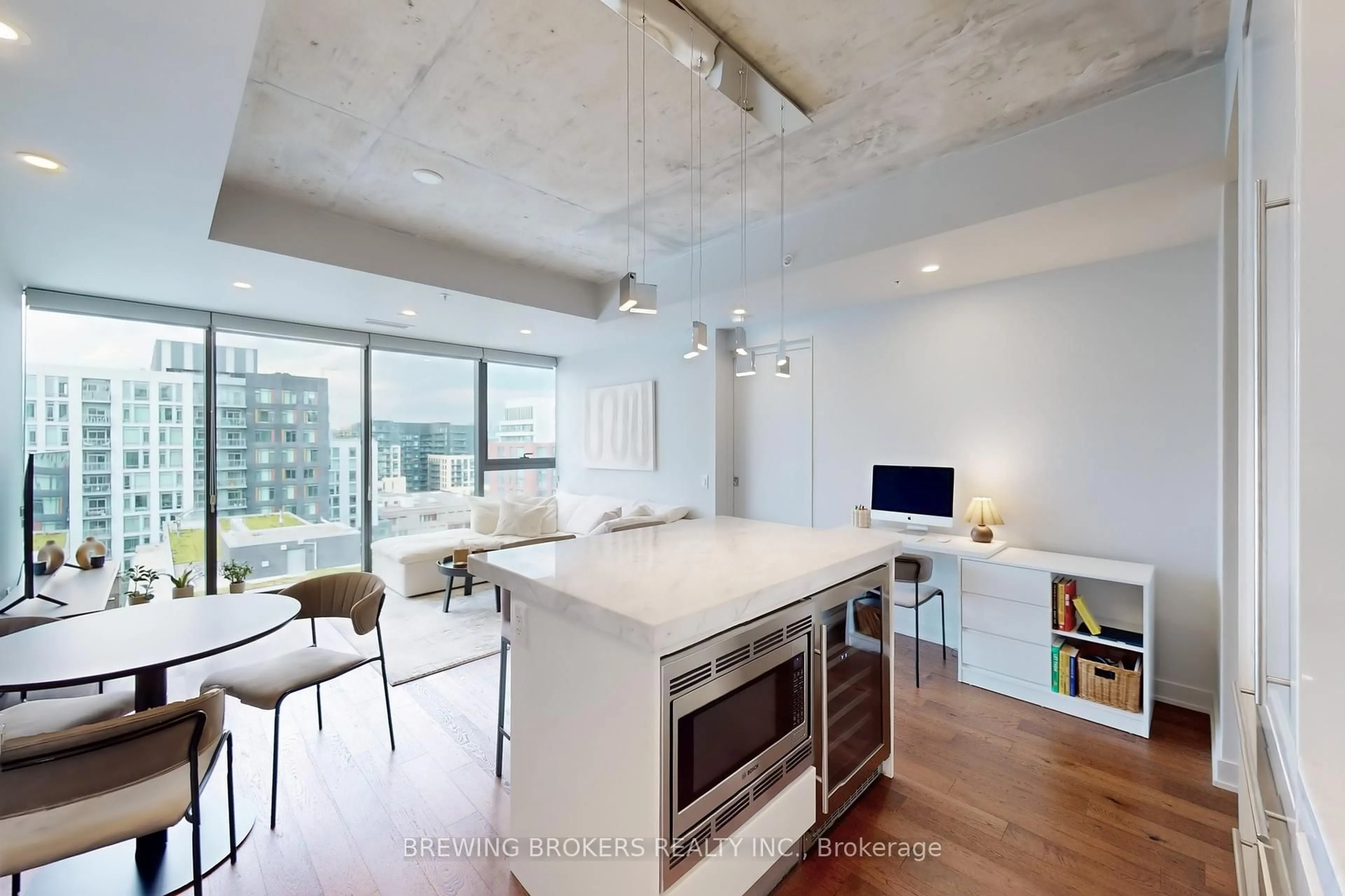 Open concept kitchen, unknown for 629 King St W St #PH1411, Toronto Ontario M5V 0G9