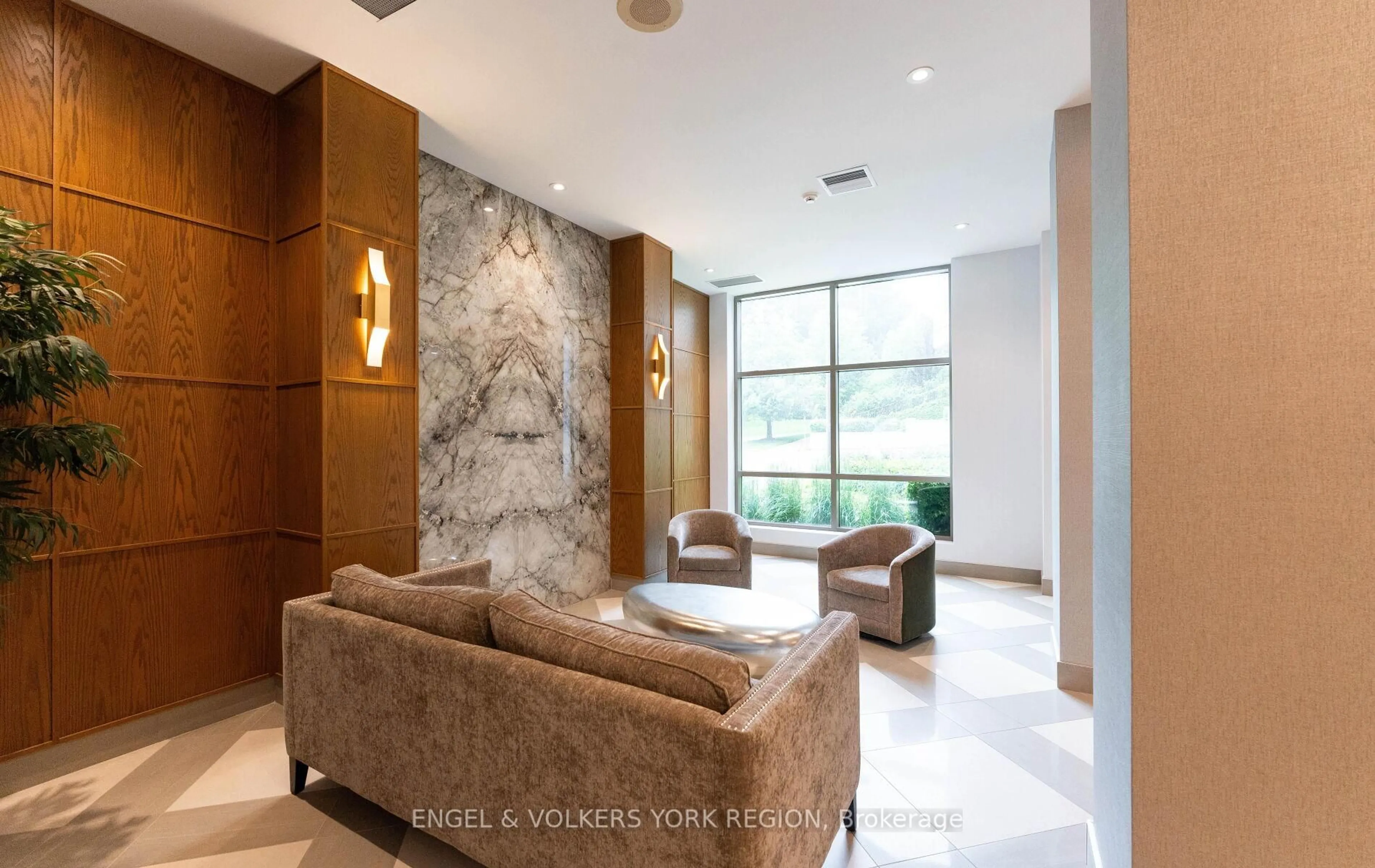 Lobby for 195 Wynford Dr #304, Toronto Ontario M3C 3P3