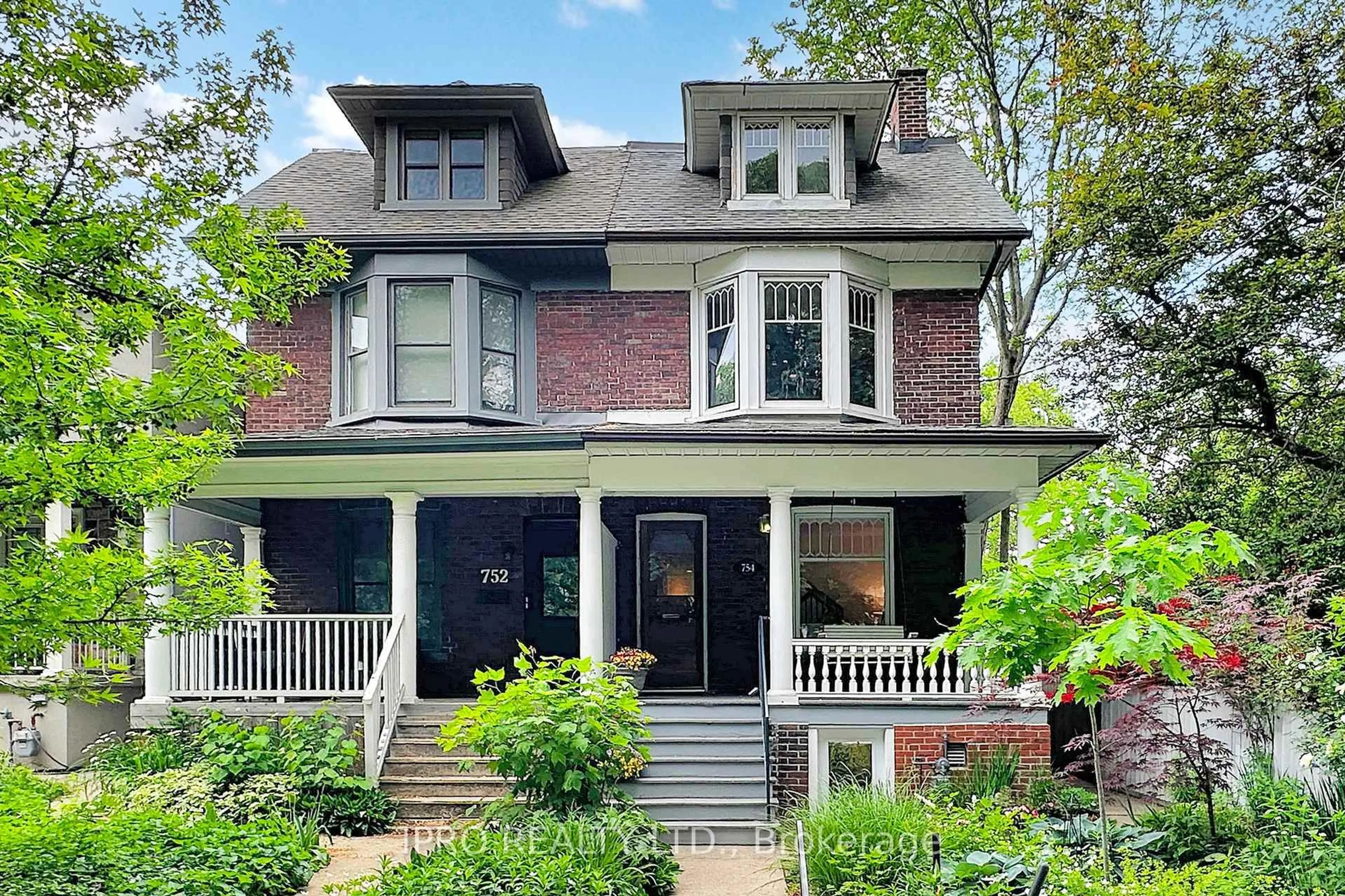 Home with brick exterior material, street for 754 Manning Ave, Toronto Ontario M6G 2W4