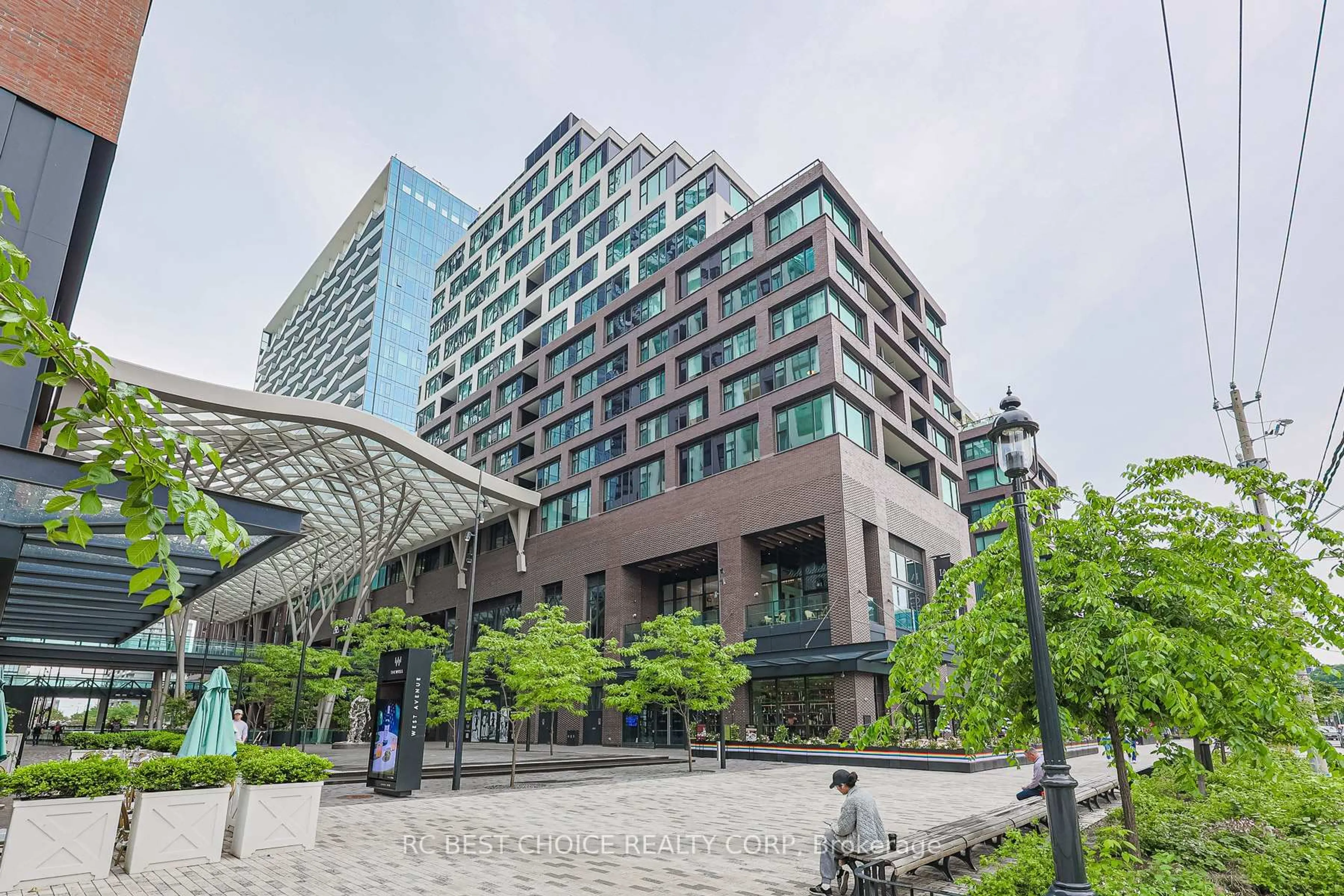 Patio, unknown for 455 Wellington St #606, Toronto Ontario M5J 2R2