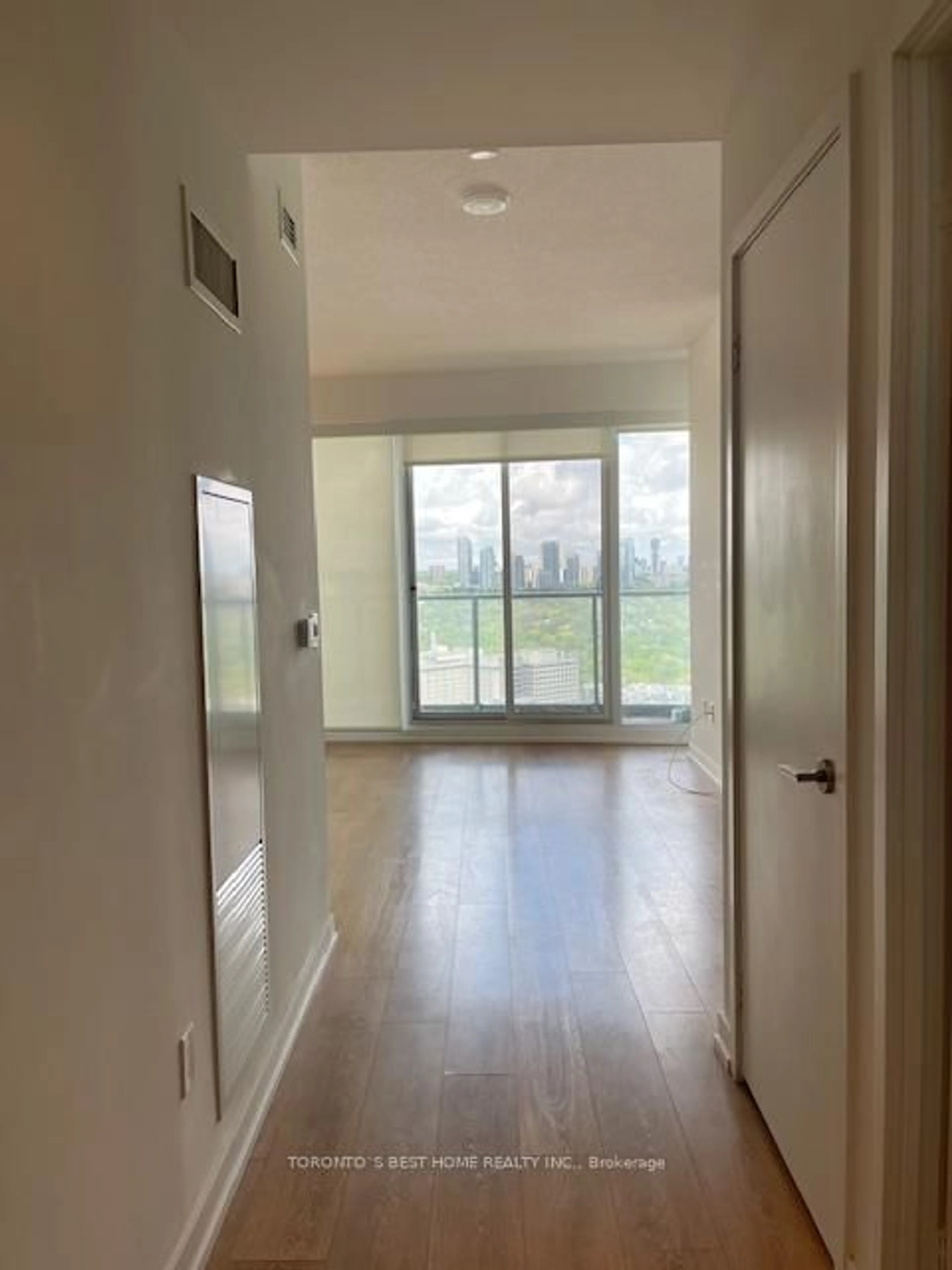 Unknown for 117 Mcmahon Dr #3001, Toronto Ontario M2K 2X9
