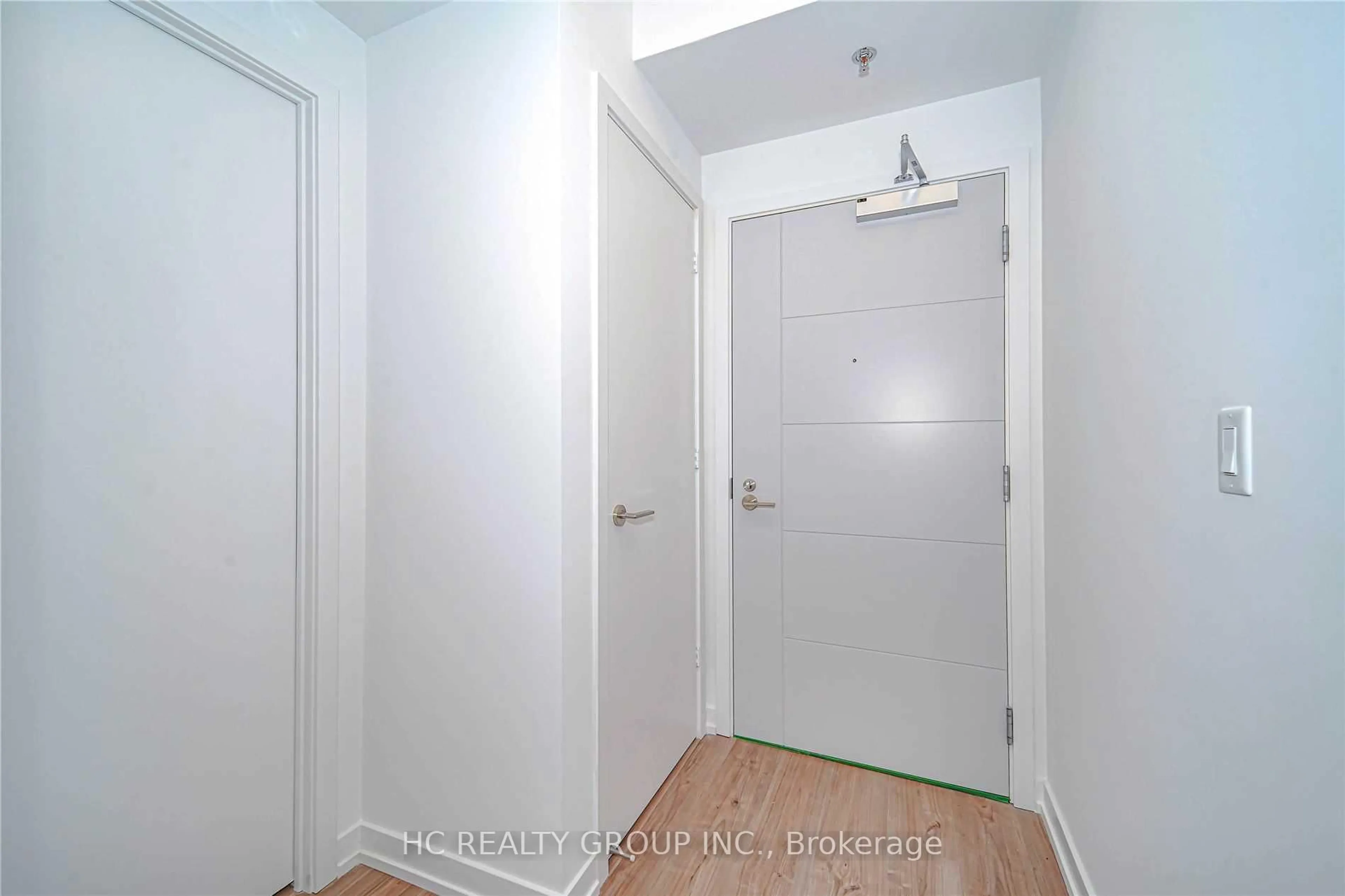 Unknown for 203 College St #1505, Toronto Ontario M5T 0C8