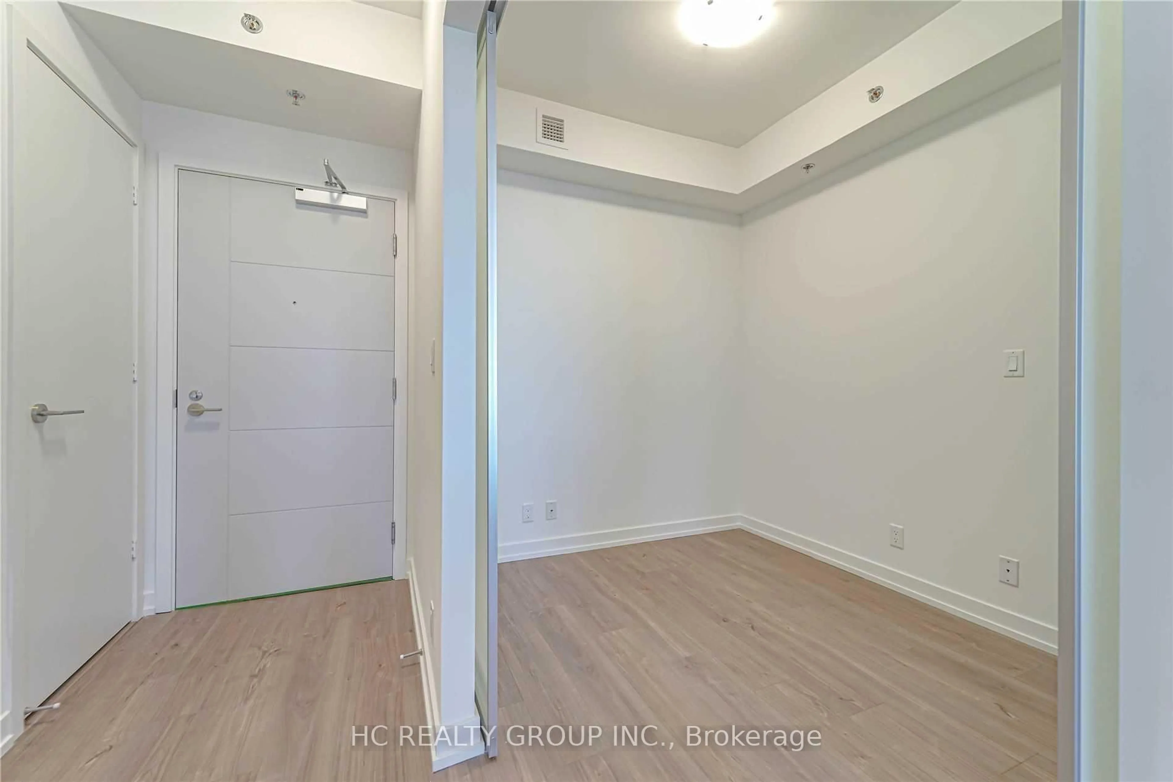 A pic of a room for 203 College St #1505, Toronto Ontario M5T 0C8