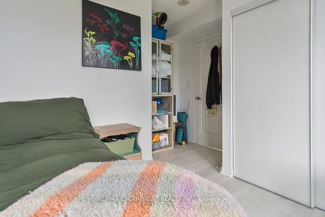Additional property image - 35 Bastion St Unit 1817
