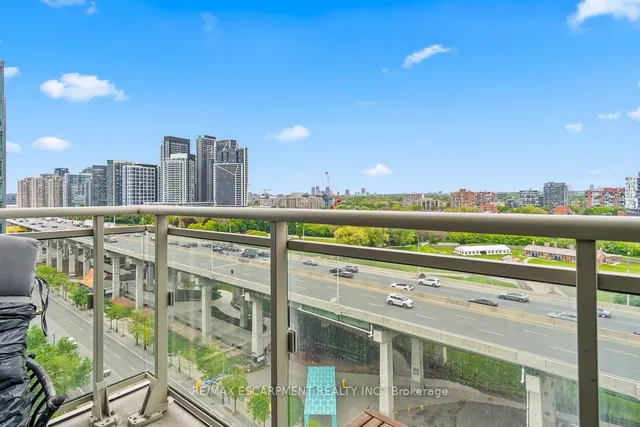 Additional property image - 35 Bastion St Unit 1817