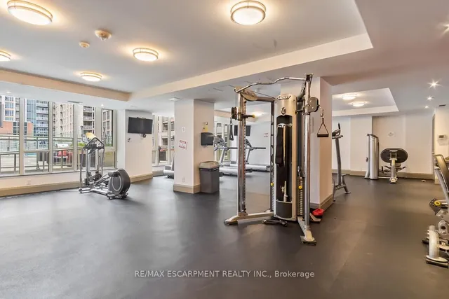 Additional property image - 35 Bastion St Unit 1817