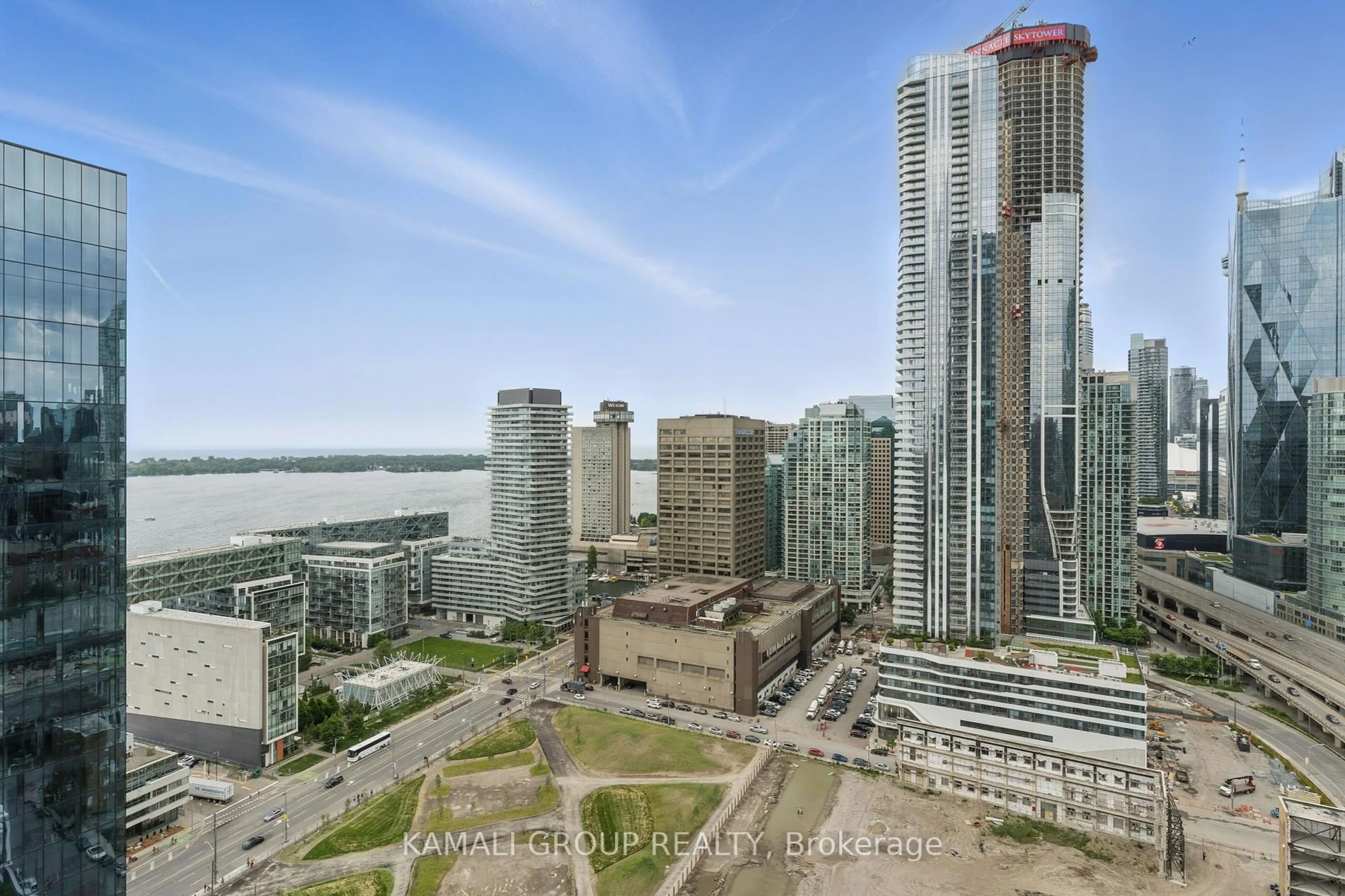 A pic from outside/outdoor area/front of a property/back of a property/a pic from drone, city buildings view from balcony for 138 Downes St #3215, Toronto Ontario M5E 0E4