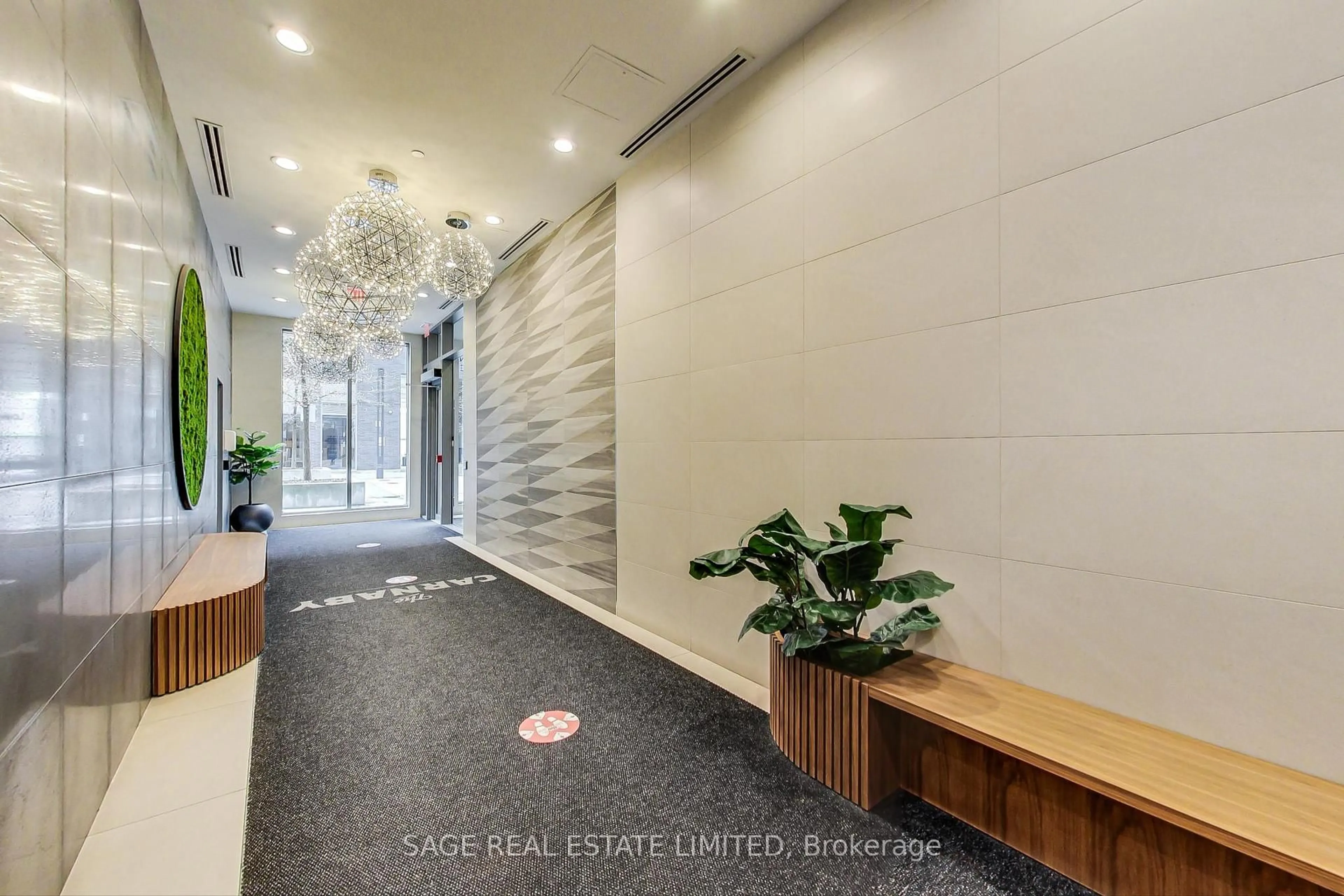Indoor foyer for 20 Minowan Miikan Lane #1806, Toronto Ontario M6J 0E5