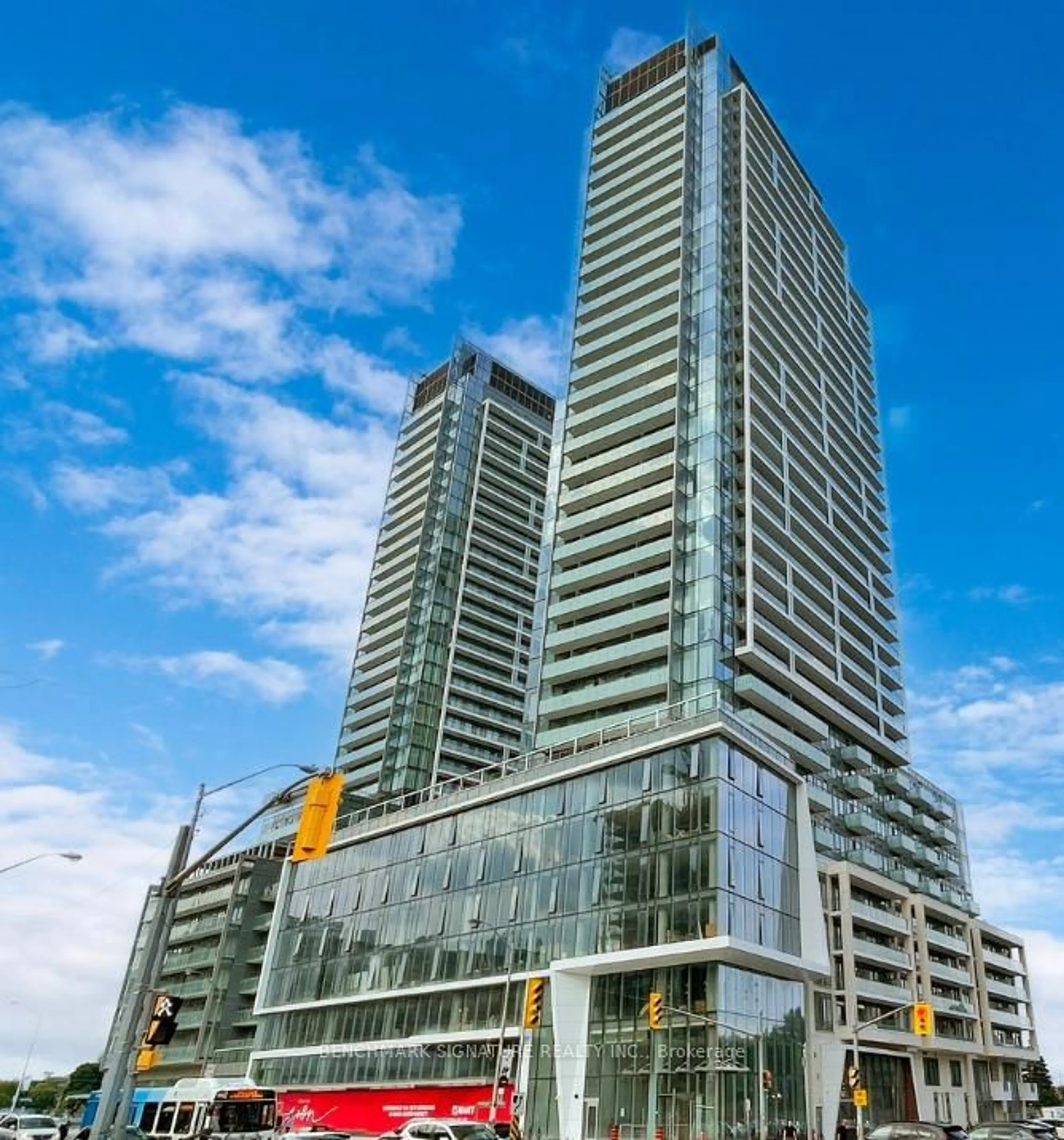 Indoor foyer for 8 Olympic Garden Dr #S3309, Toronto Ontario M2M 0B9