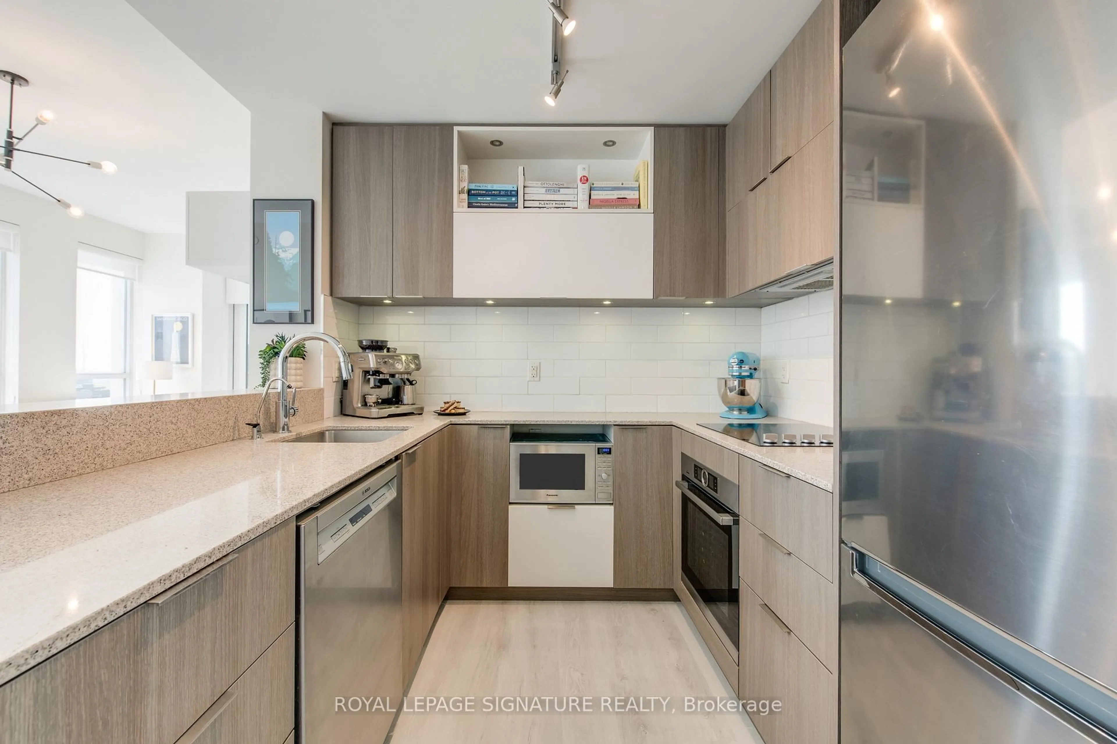 Contemporary kitchen, unknown for 170 Sumach St #902, Toronto Ontario M5A 0C3