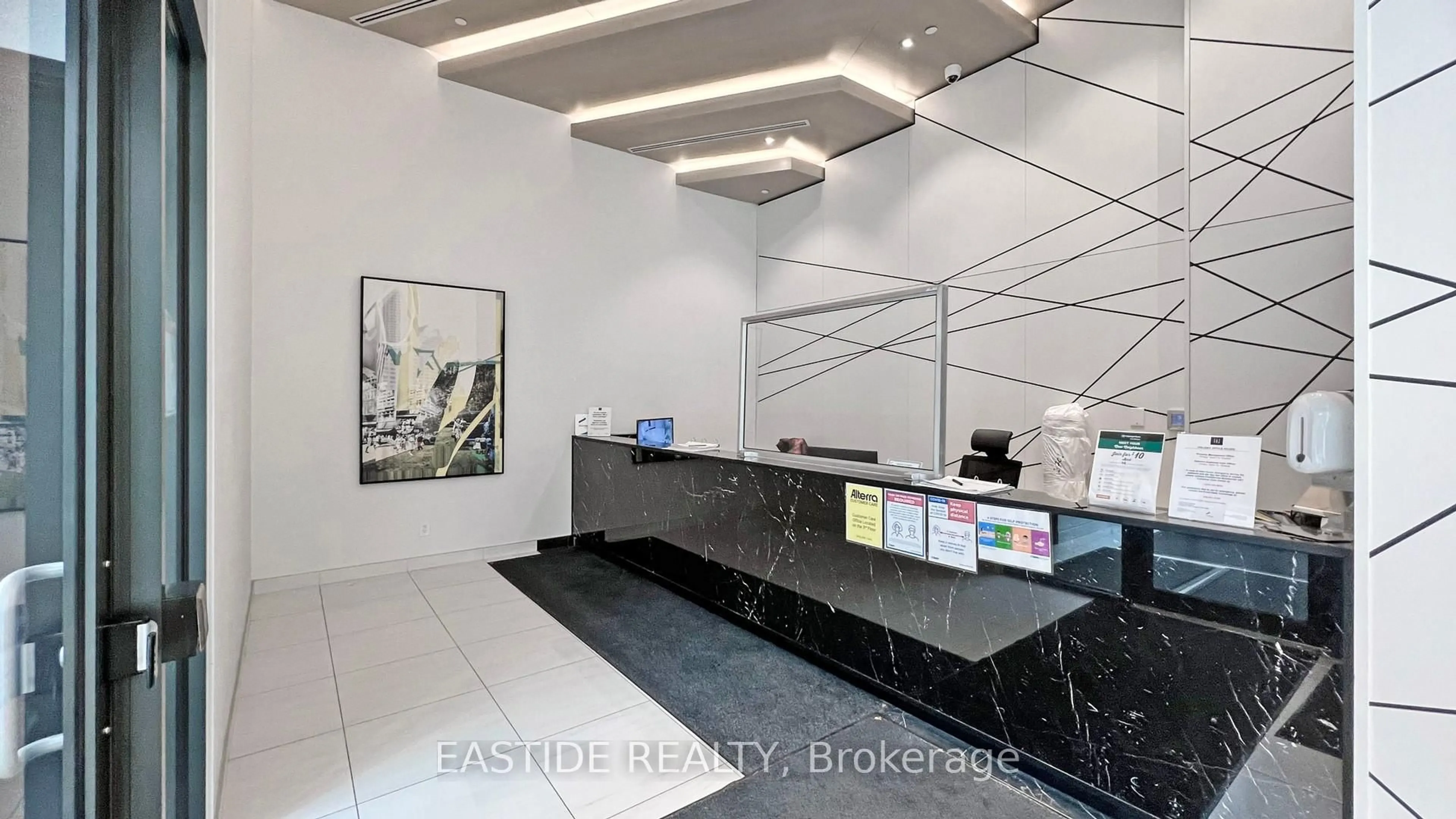Lobby for 159 Wellesley St #3301, Toronto Ontario M4Y 0H5