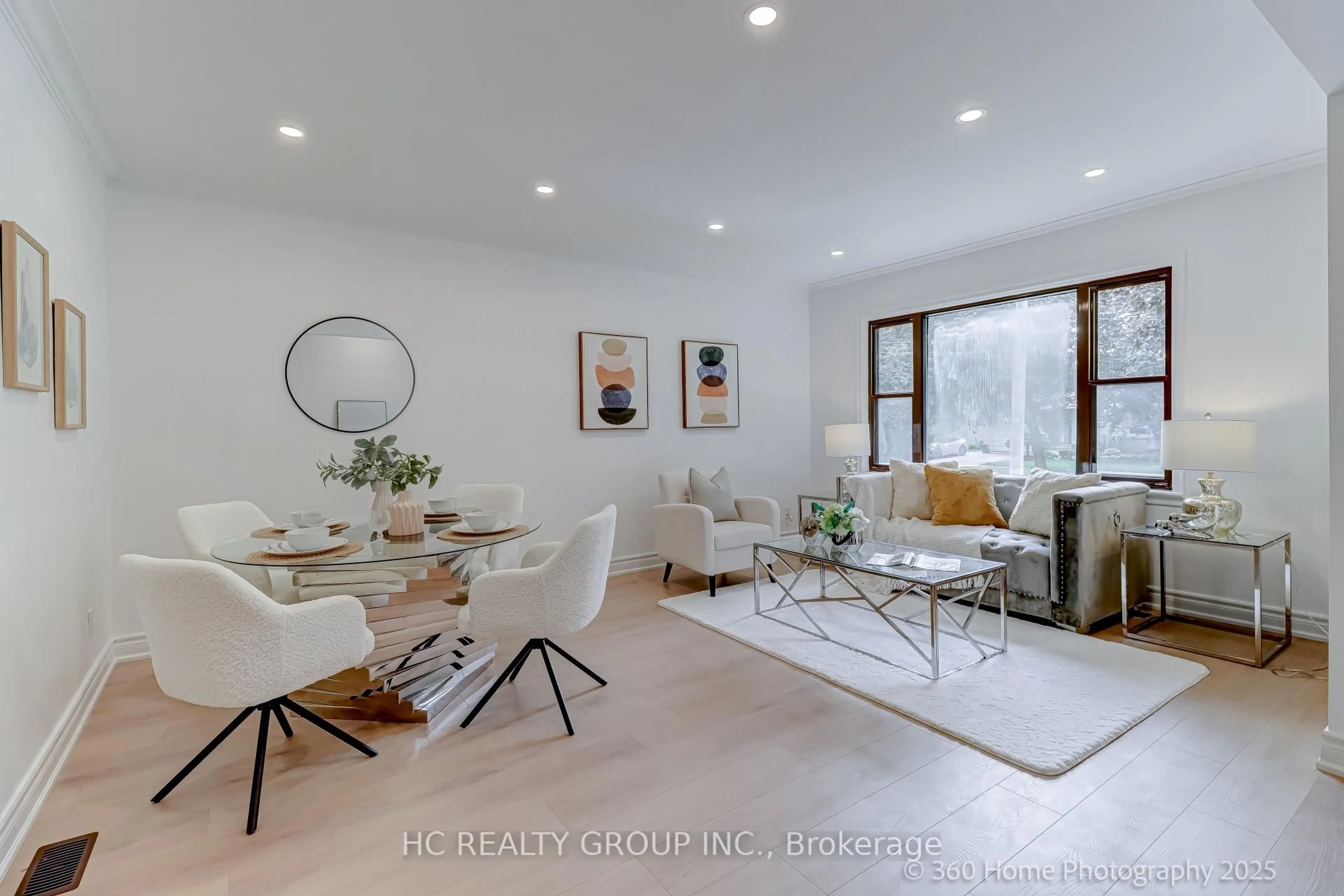 Living room with furniture, unknown for 597 Conacher Dr, Toronto Ontario M2M 3M9