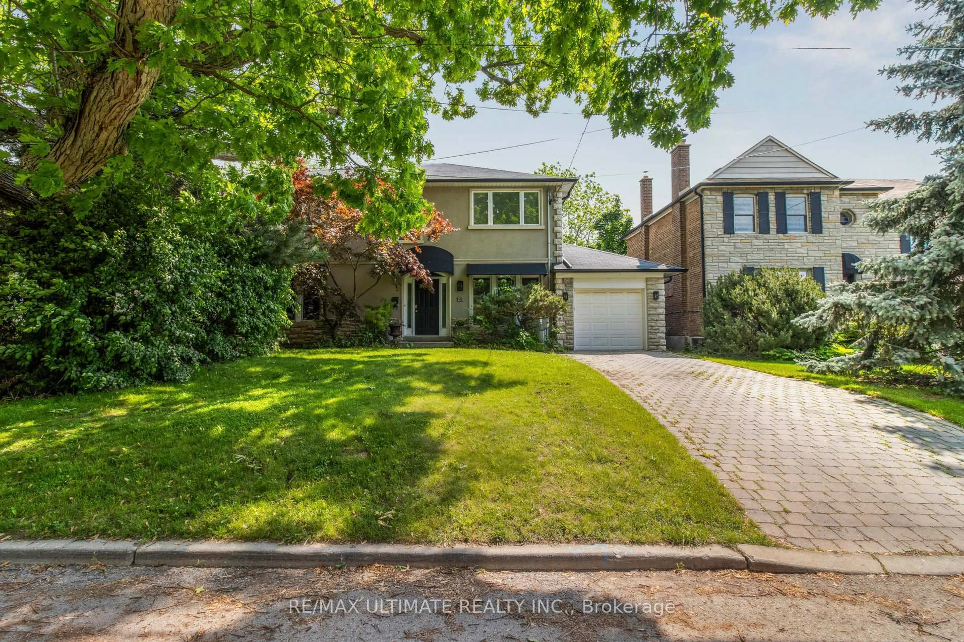 Home with brick exterior material, street for 181 Bayview Heights Dr, Toronto Ontario M4G 2Z1