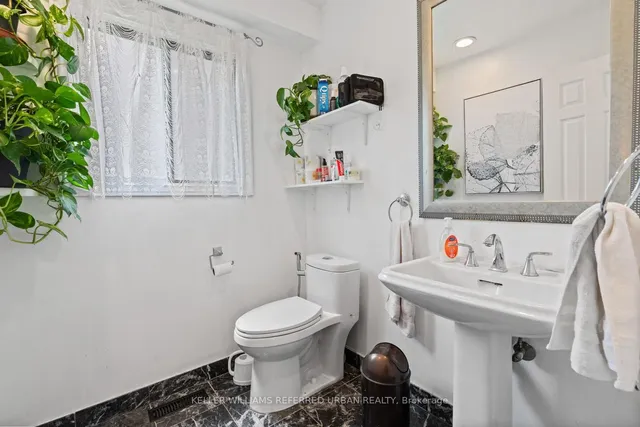 Additional property image - 4 Saddletree Dr