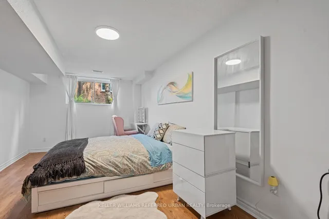 Additional property image - 4 Saddletree Dr