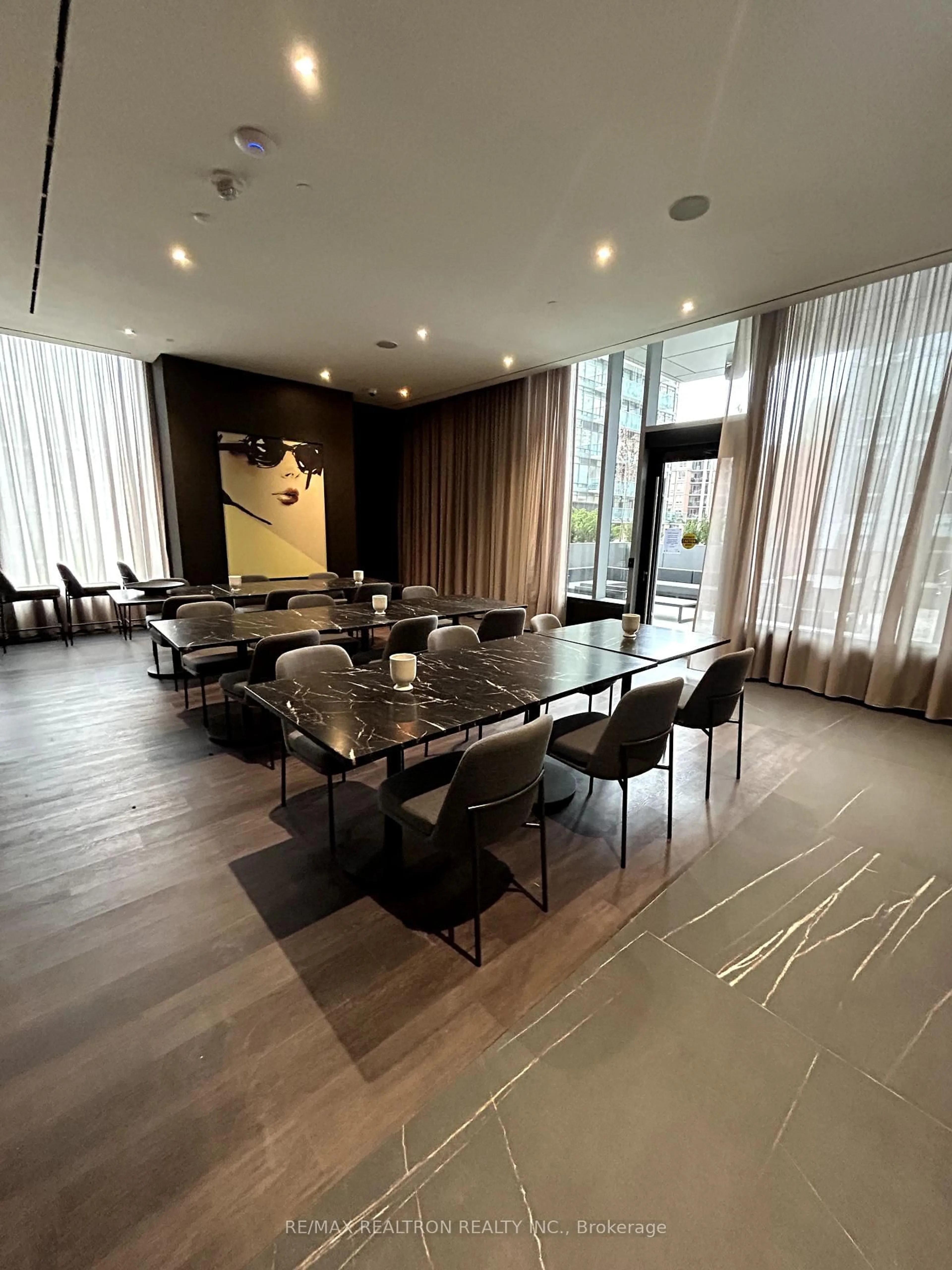 Dining room, unknown for 11 Yorkville Ave #5804, Toronto Ontario M4W 1L2