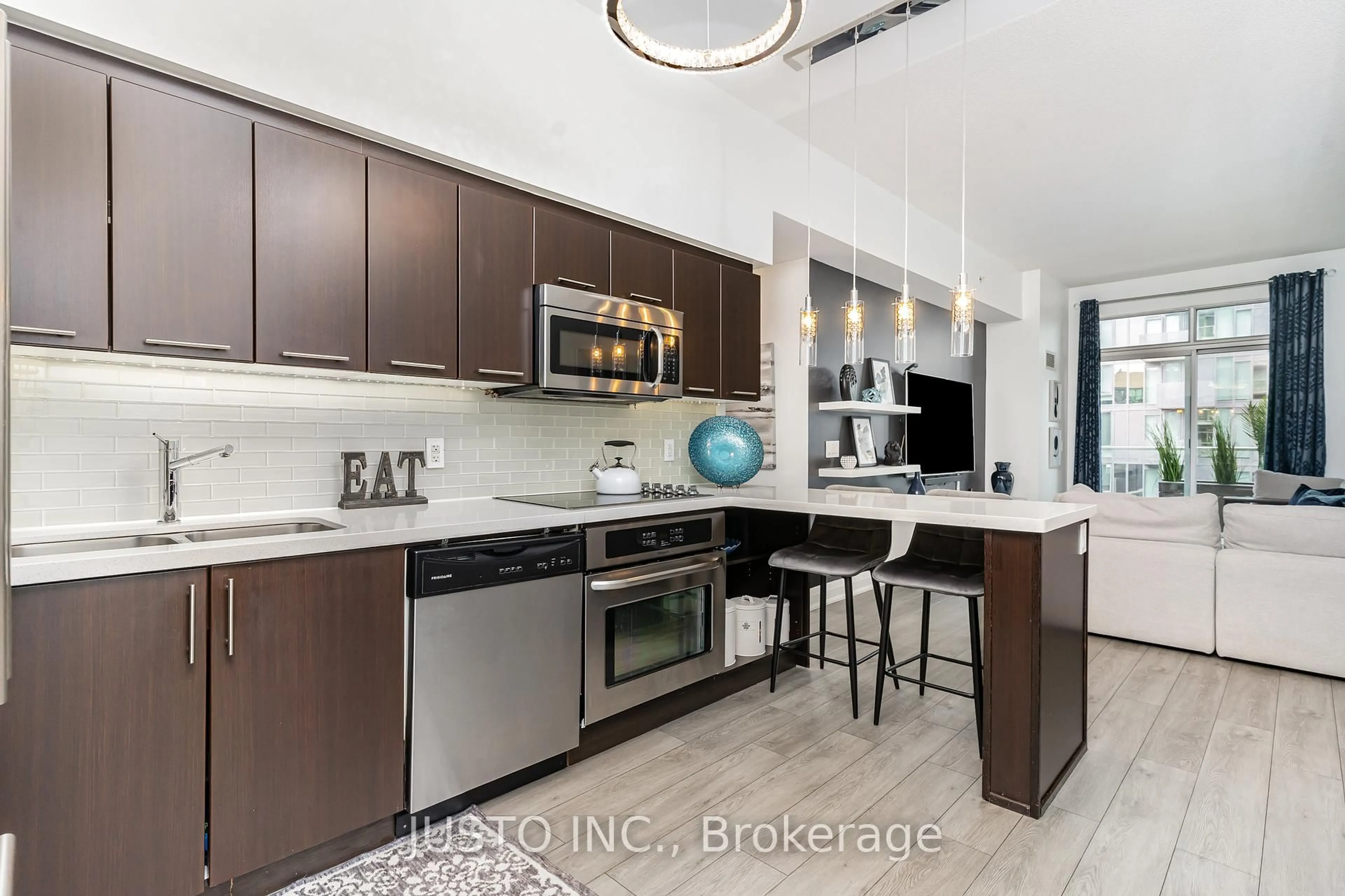 Open concept kitchen, ceramic/tile floor for 565 Wilson Ave #W604, Toronto Ontario M3H 0C6