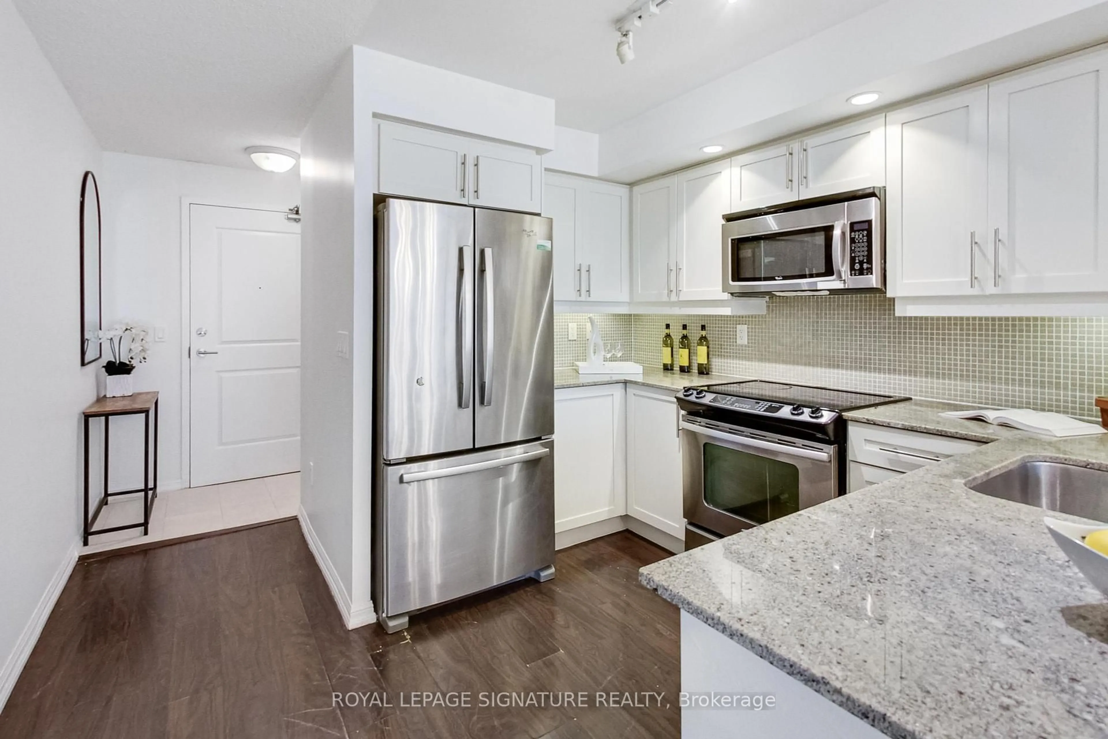 Open concept kitchen, unknown for 65 East Liberty St #501, Toronto Ontario M6K 3R2