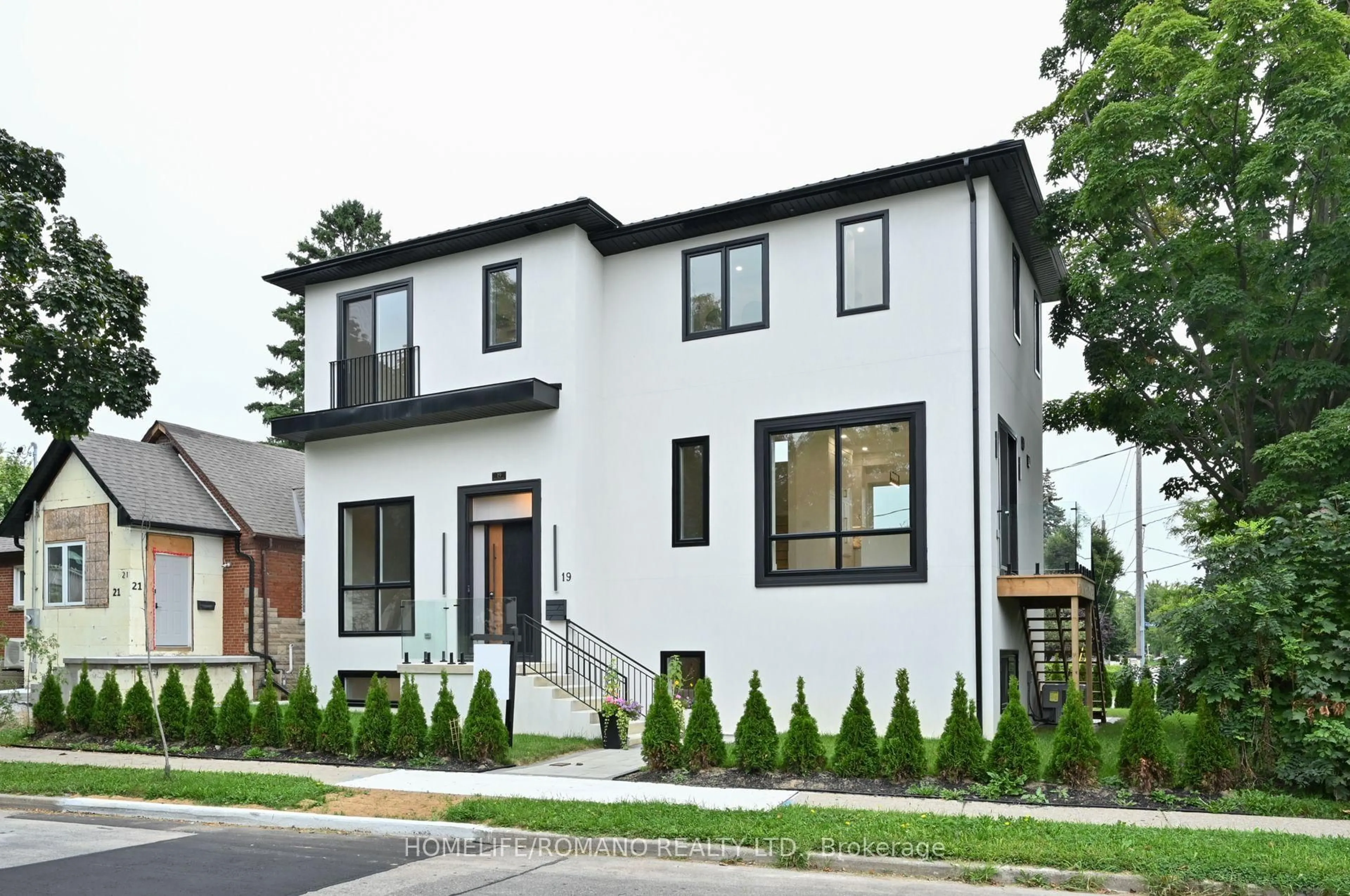 Home with brick exterior material, street for 19 King High Ave, Toronto Ontario M3H 3A8