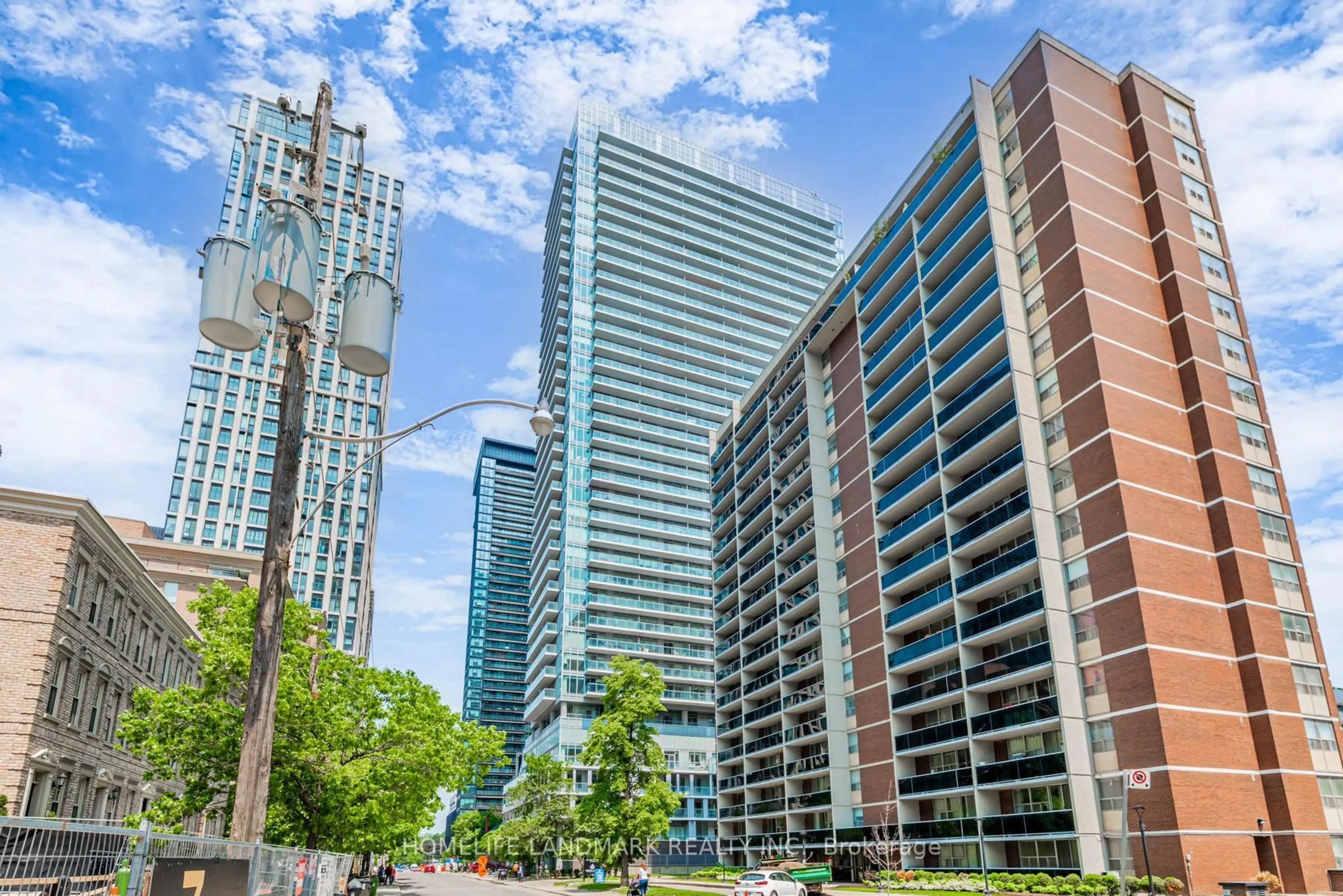 Patio, city buildings view from balcony for 195 Redpath Ave #2908, Toronto Ontario M4P 0E4