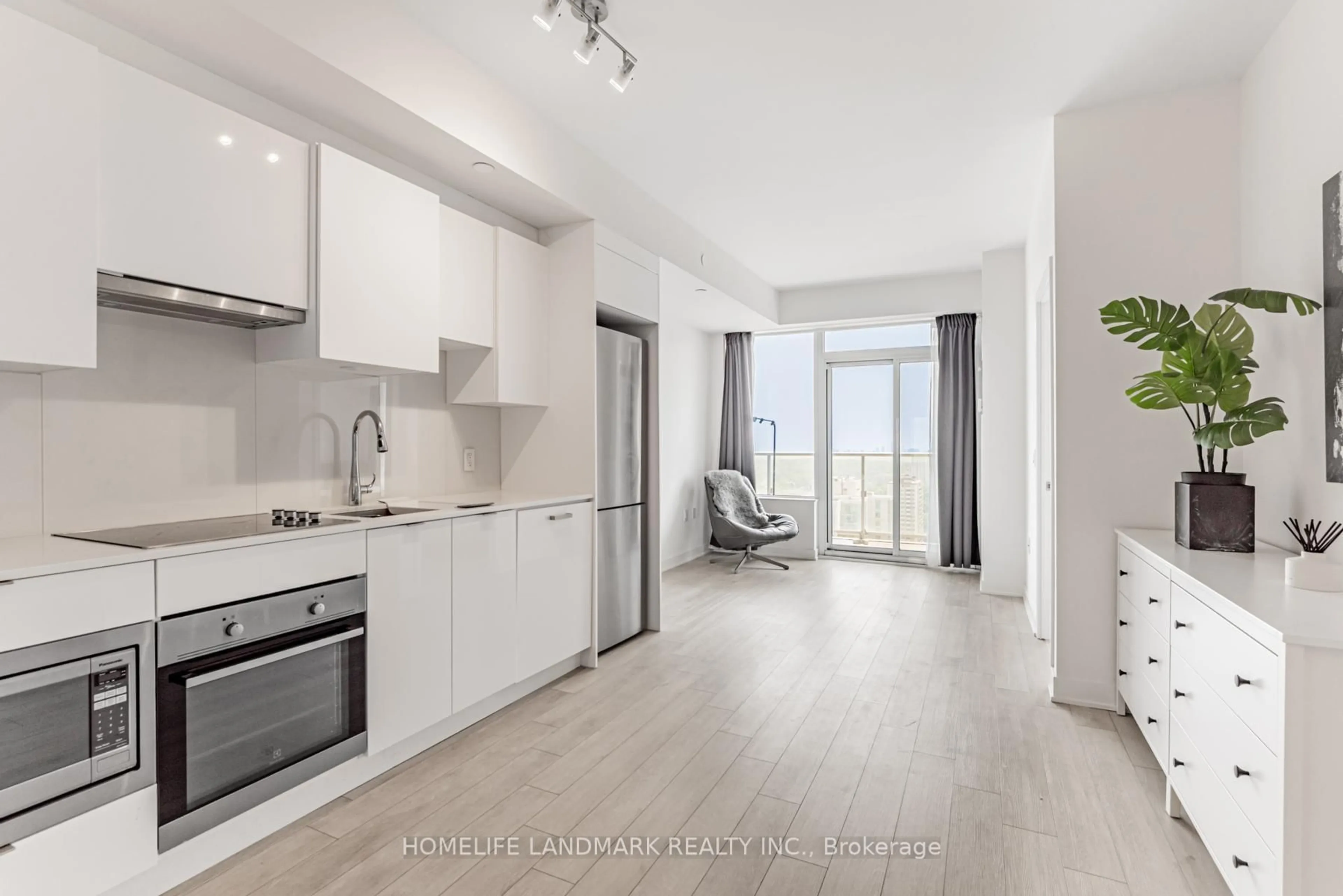 Open concept kitchen, unknown for 195 Redpath Ave #2908, Toronto Ontario M4P 0E4