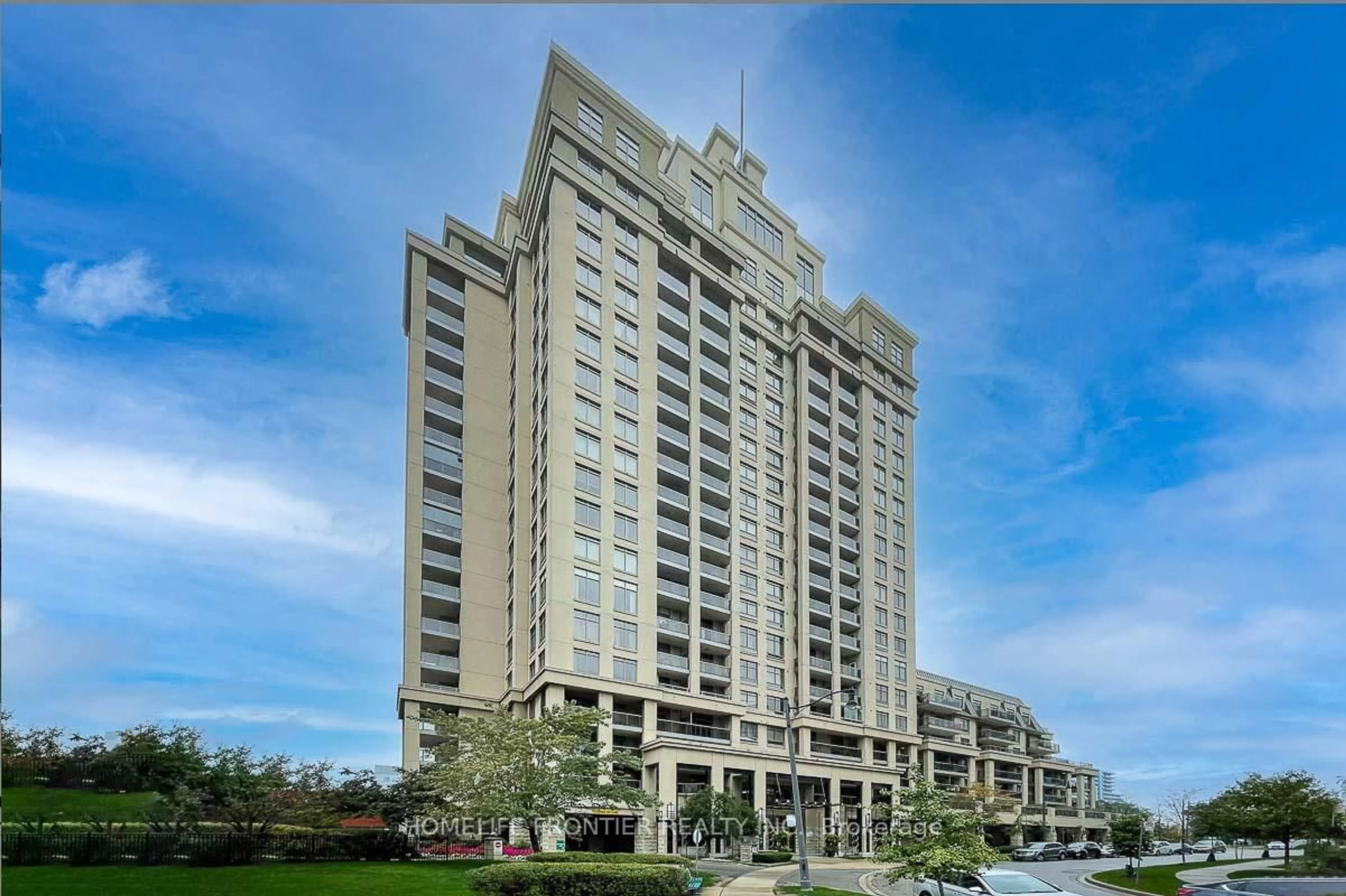 Indoor foyer for 18 Kenaston Gdns #1703, Toronto Ontario M2K 3C7